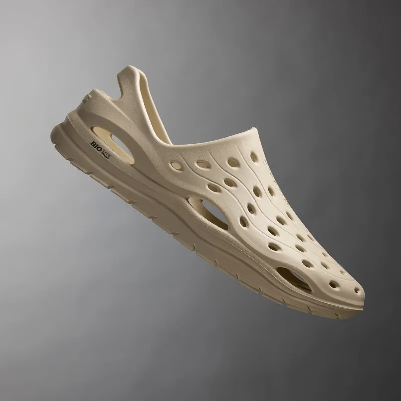 Unisex Riptide Sandal made by XTRATUF