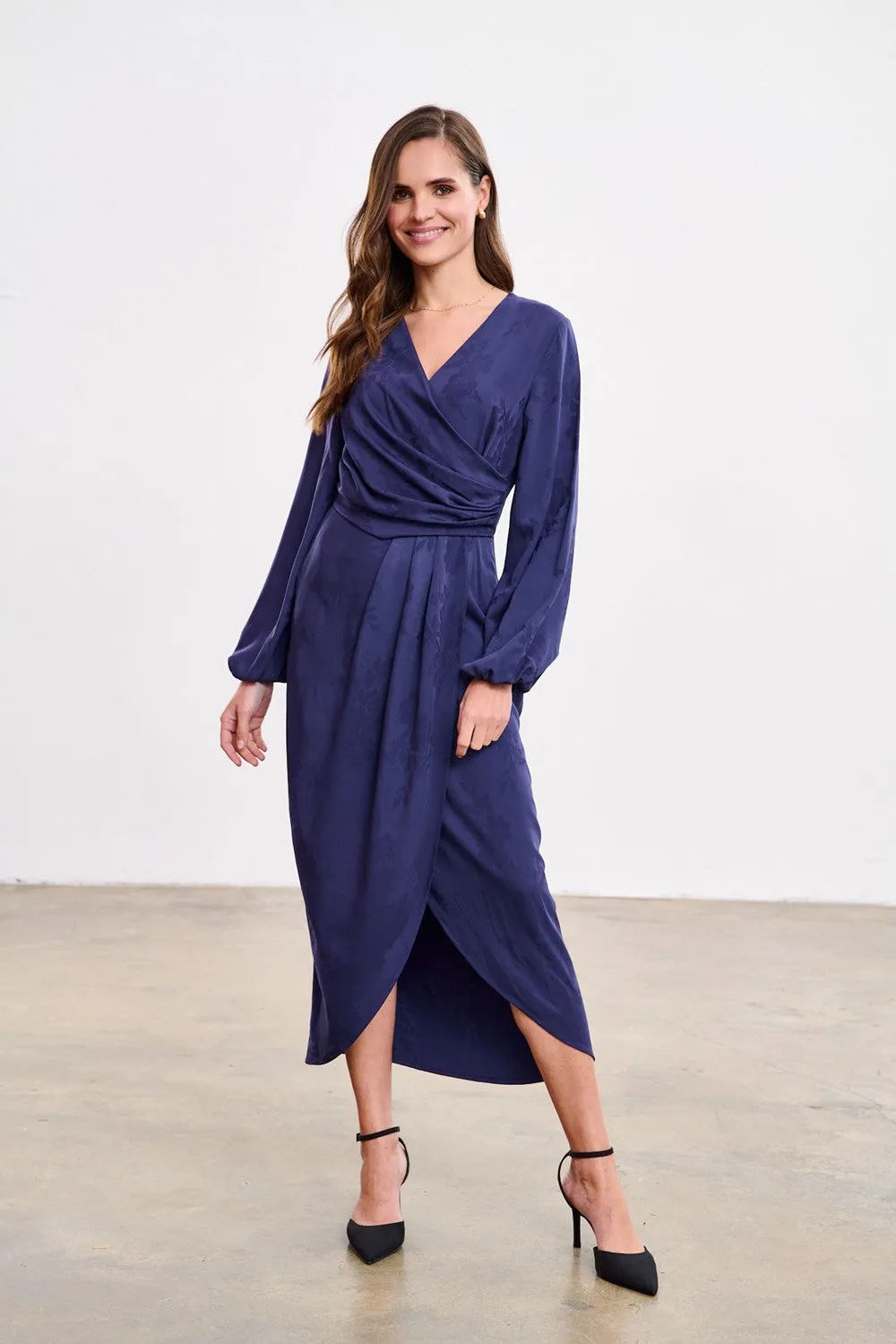 Sukienka midi Ethereal Whisper sold by Naoko product image thumbnail 2