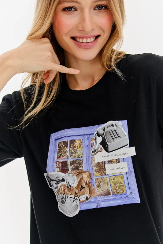 T-shirt Old Hello sold by Naoko