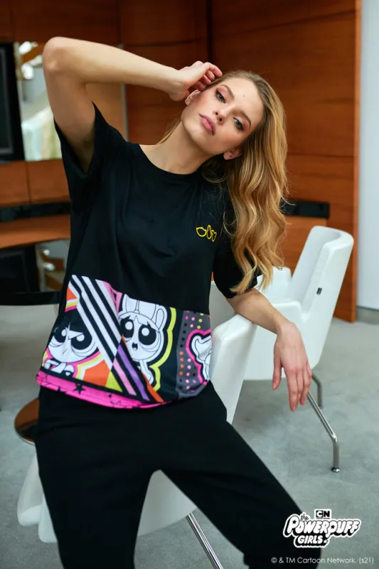 T-shirt oversize The future is worth the fight sold by Naoko