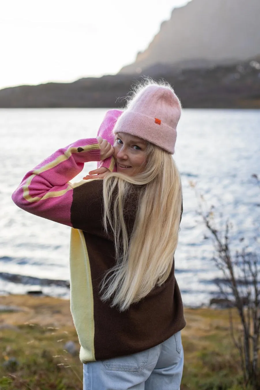 Wełniany sweter z golfem Shine Bright sold by Naoko product image thumbnail 2