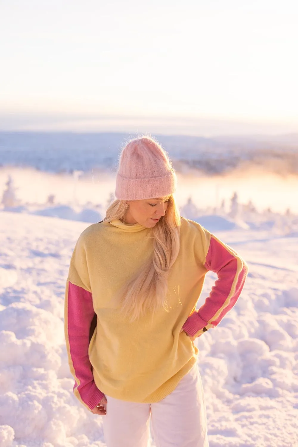 Wełniany sweter z golfem Shine Bright sold by Naoko product image thumbnail 4