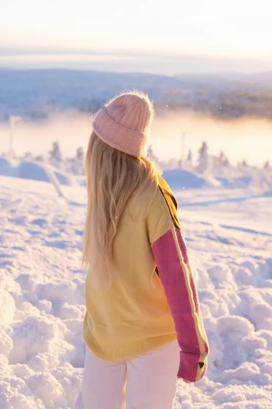 Wełniany sweter z golfem Shine Bright sold by Naoko