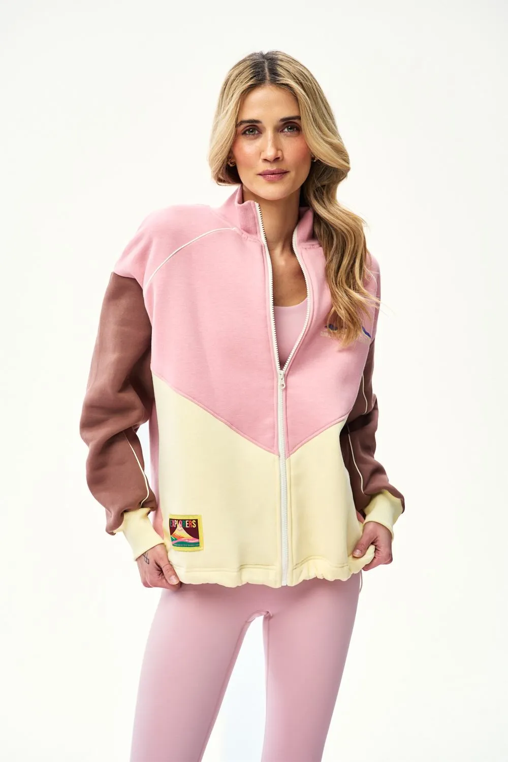 Bluza rozpinana Climbing Day sold by Naoko product image thumbnail 4