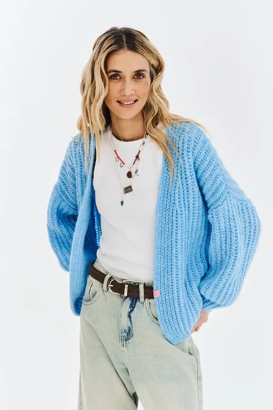 Kardigan Air Kissed sold by Naoko