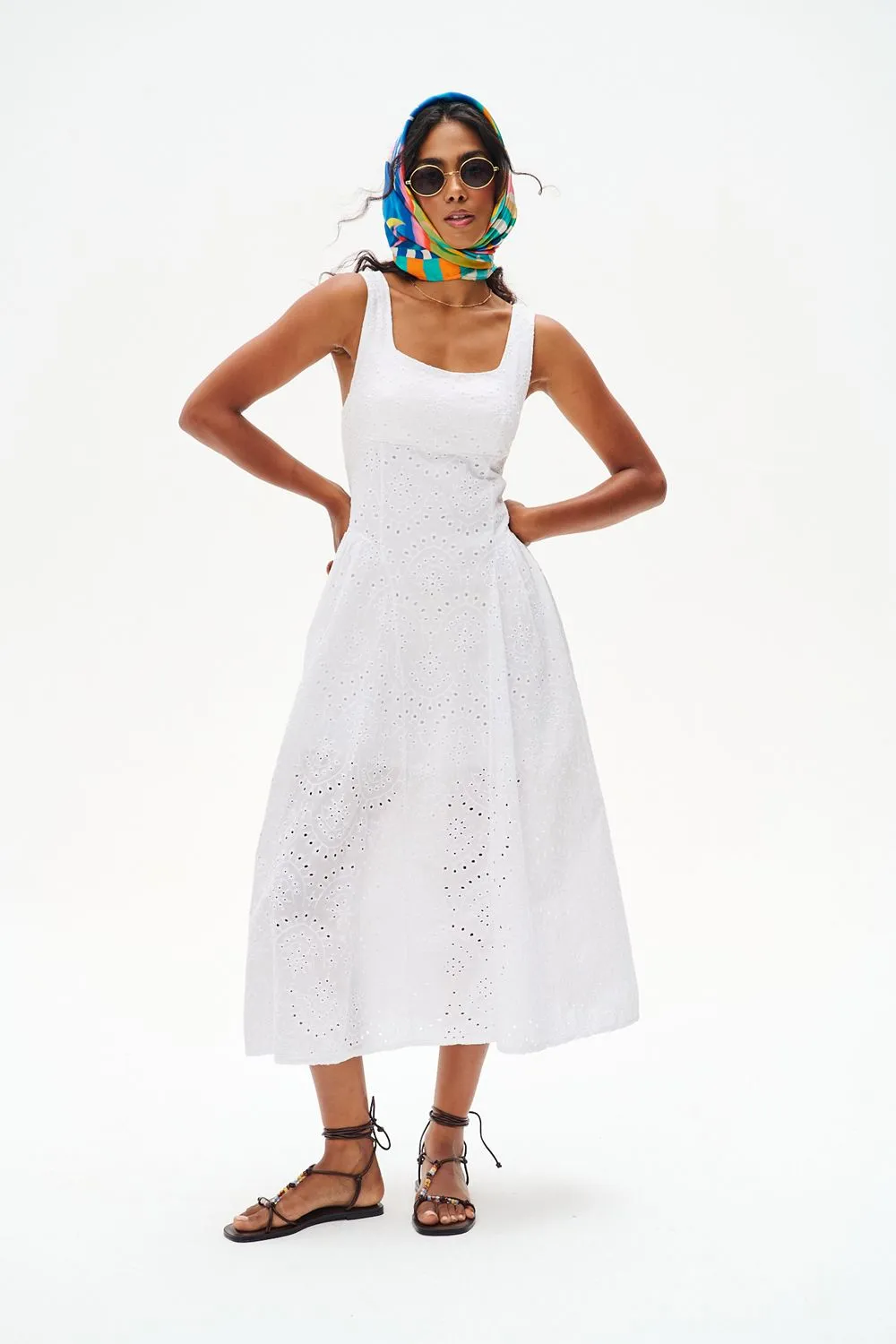 Sukienka ażurowa midi Pristine sold by Naoko product image thumbnail 5