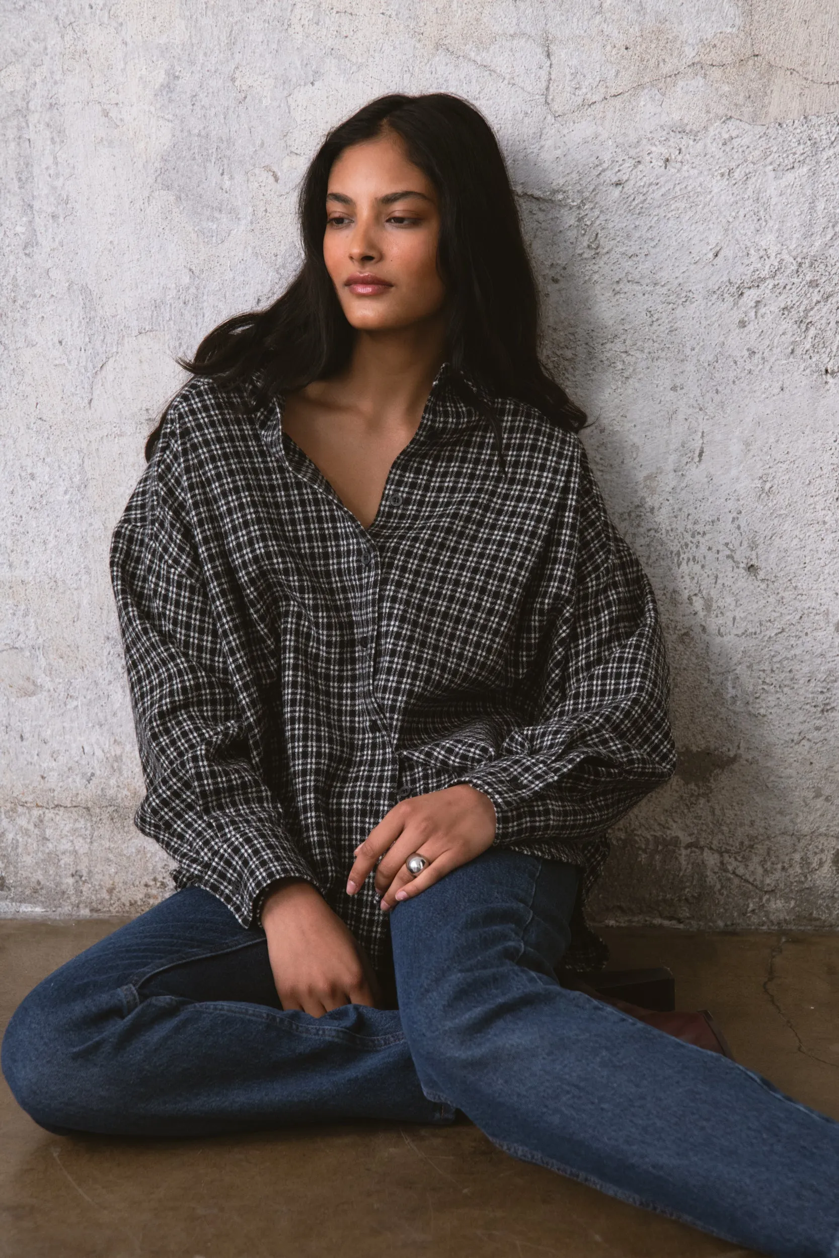 KOSZULA WEŁNIANA ROSEMARY BLACK sold by The Odder Side product image thumbnail 4