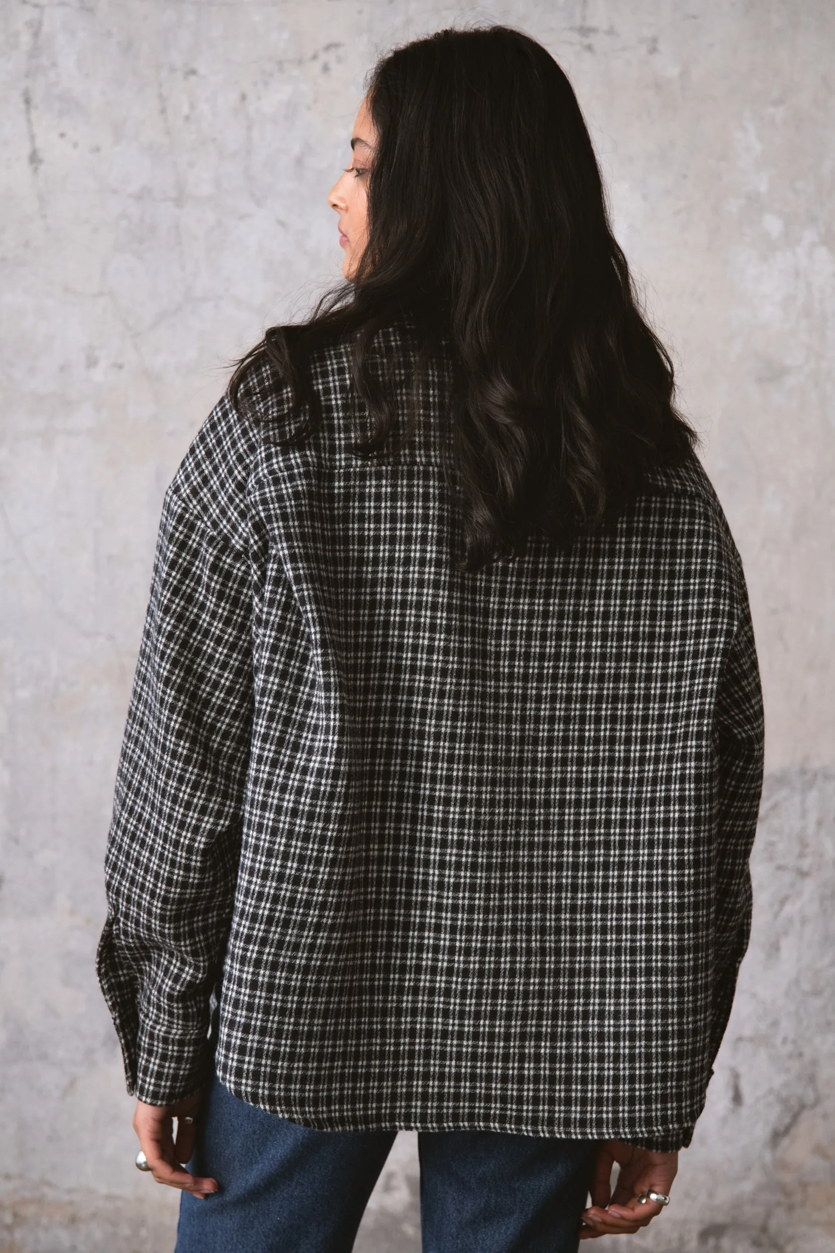 KOSZULA WEŁNIANA ROSEMARY BLACK sold by The Odder Side product image thumbnail 5