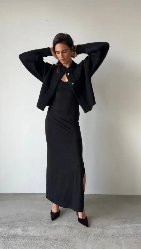 SUKIENKA MAXI GAIA CZARNA sold by The Odder Side