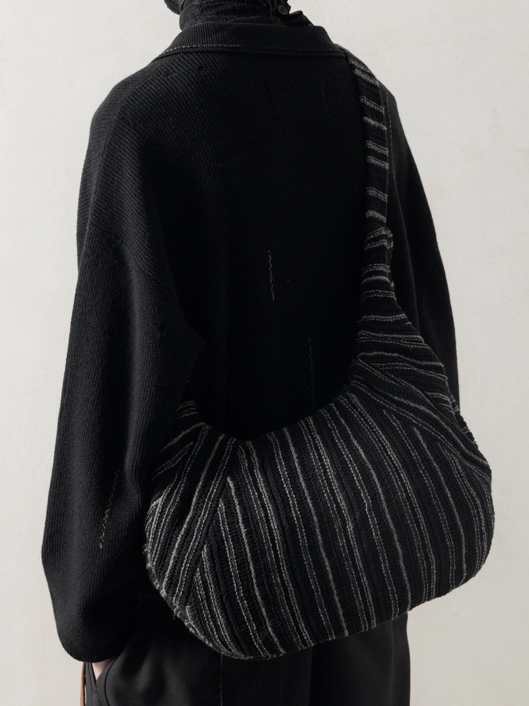 25FW|Knit Shoulder Bag sold by Professor E. product image thumbnail 3