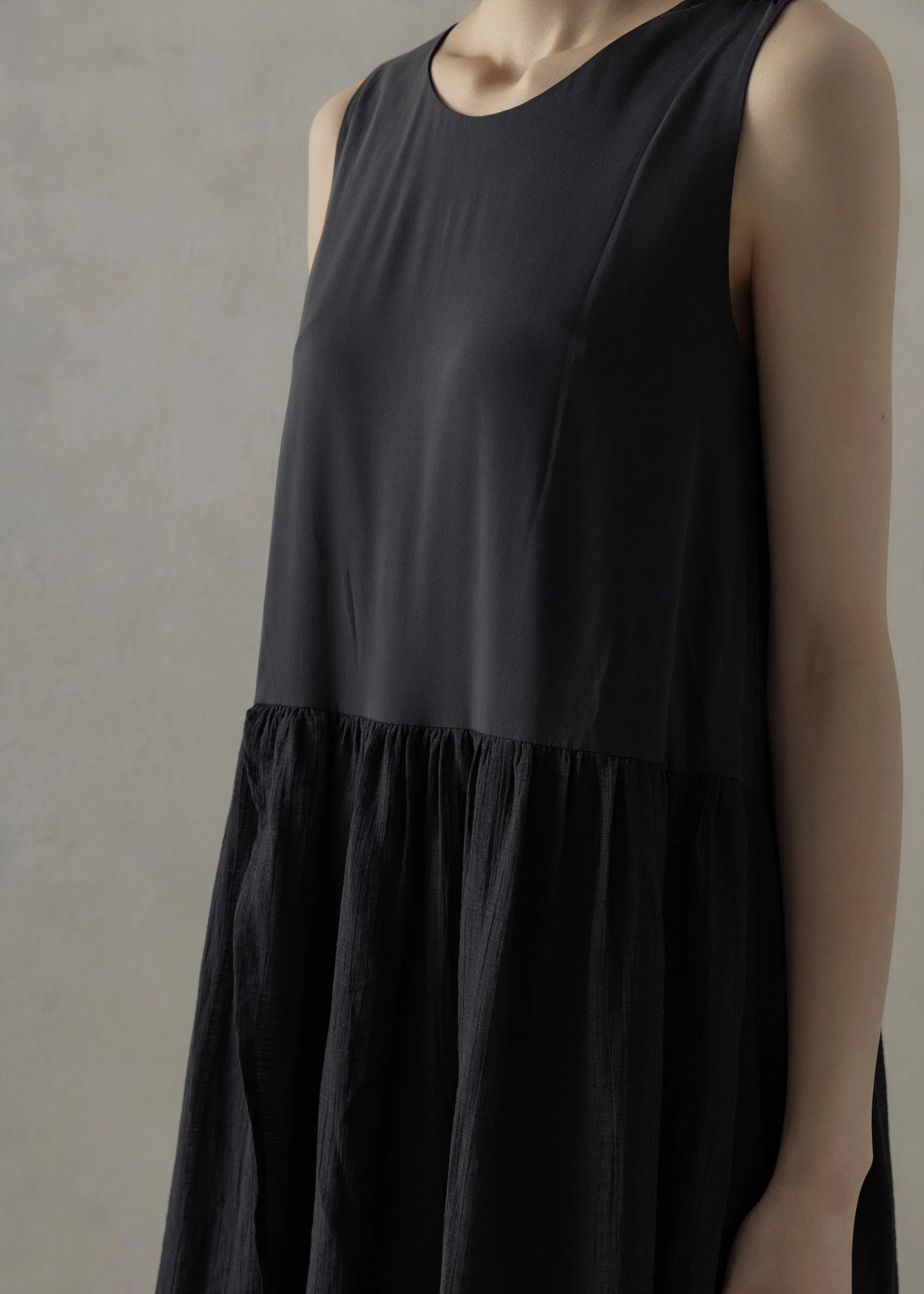 24SS WMS|Sculptural Maxi Dress sold by Professor E. product image thumbnail 5