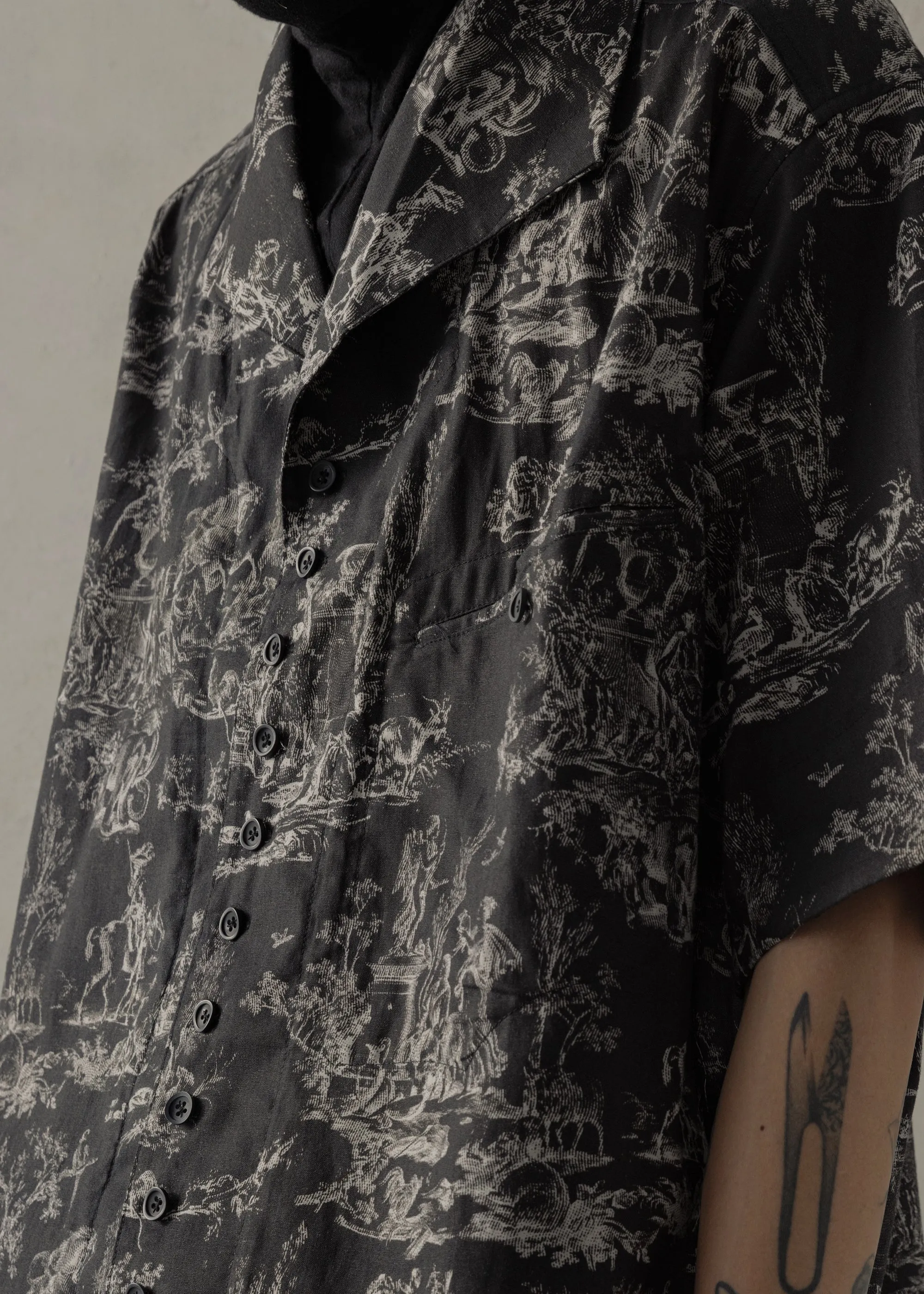 24SS|Seasonal Print SS(Black) sold by Professor E. product image thumbnail 5