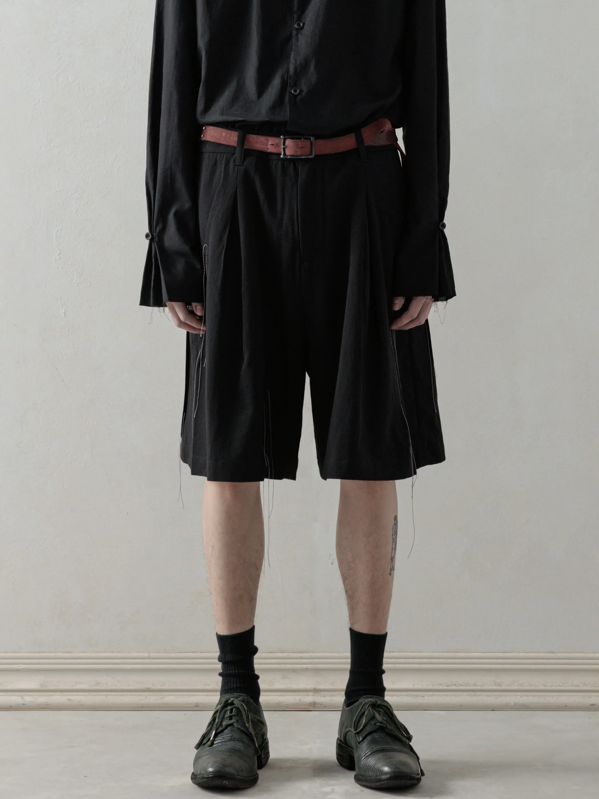 25SS|Gathered Shorts sold by Professor E.