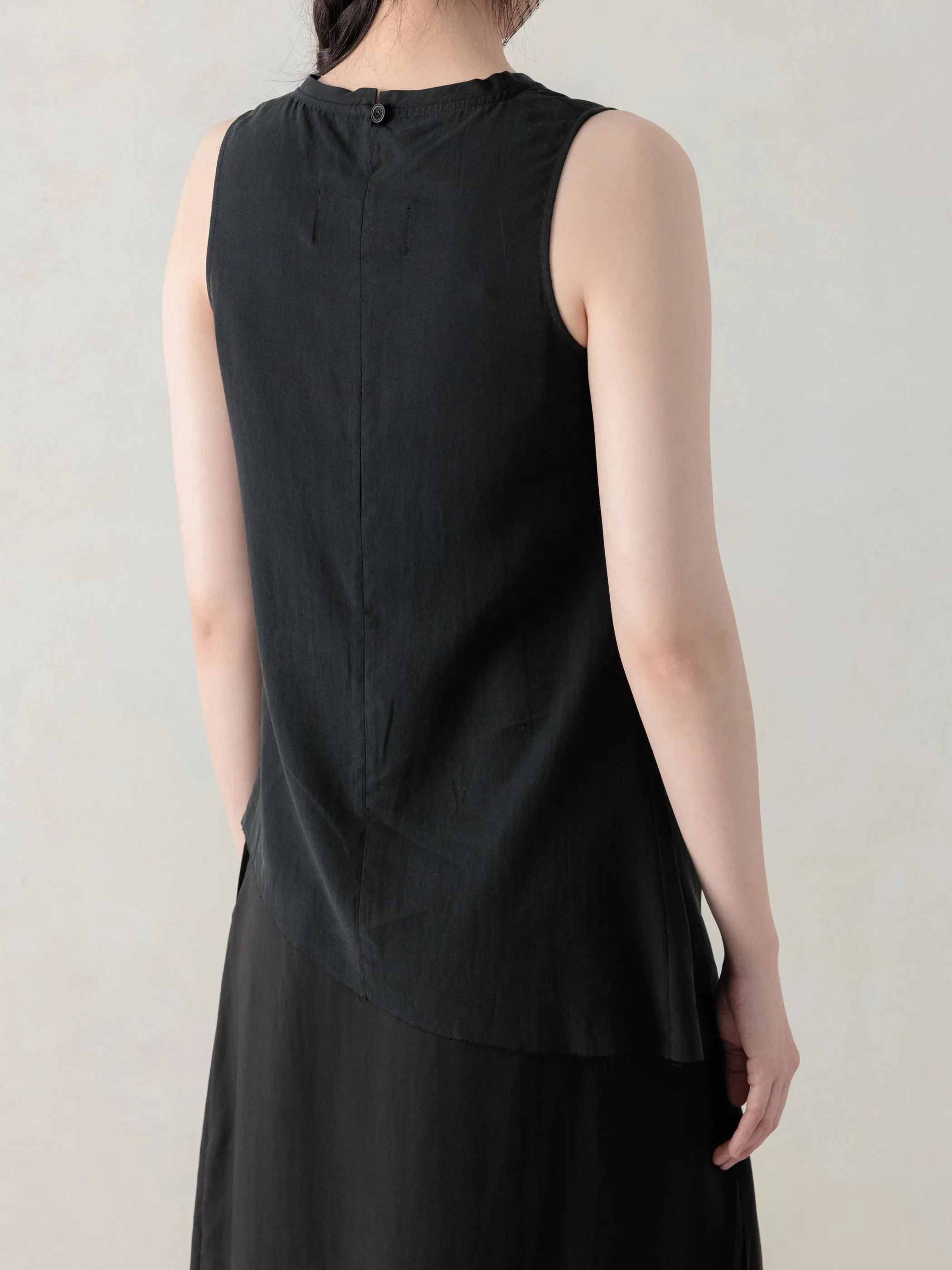 26SS WMS|Rayon Vest Top sold by Professor E. product image thumbnail 3