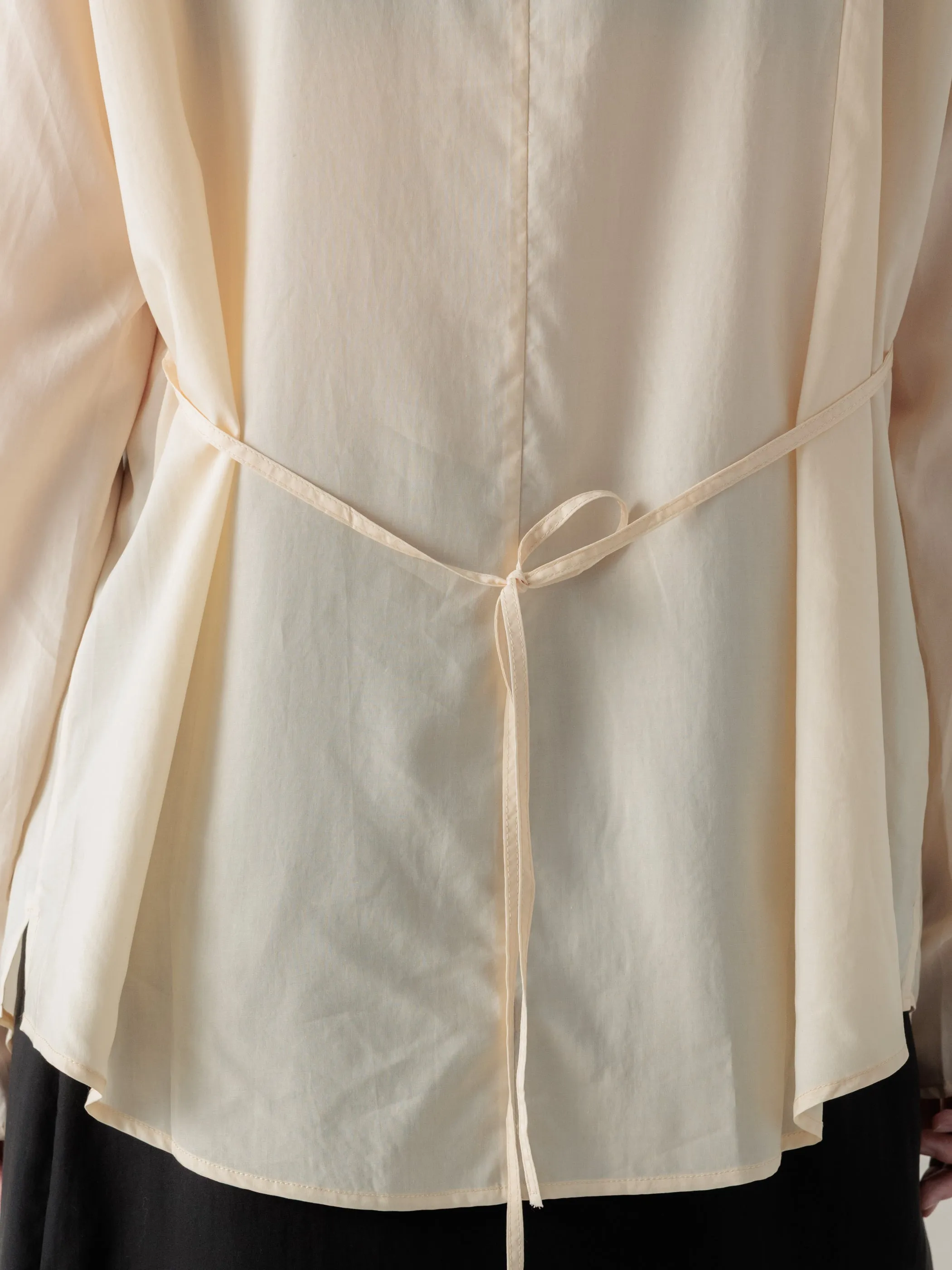 26SS WMS|Semi-Sheer Shirt (Beige) sold by Professor E. product image thumbnail 4