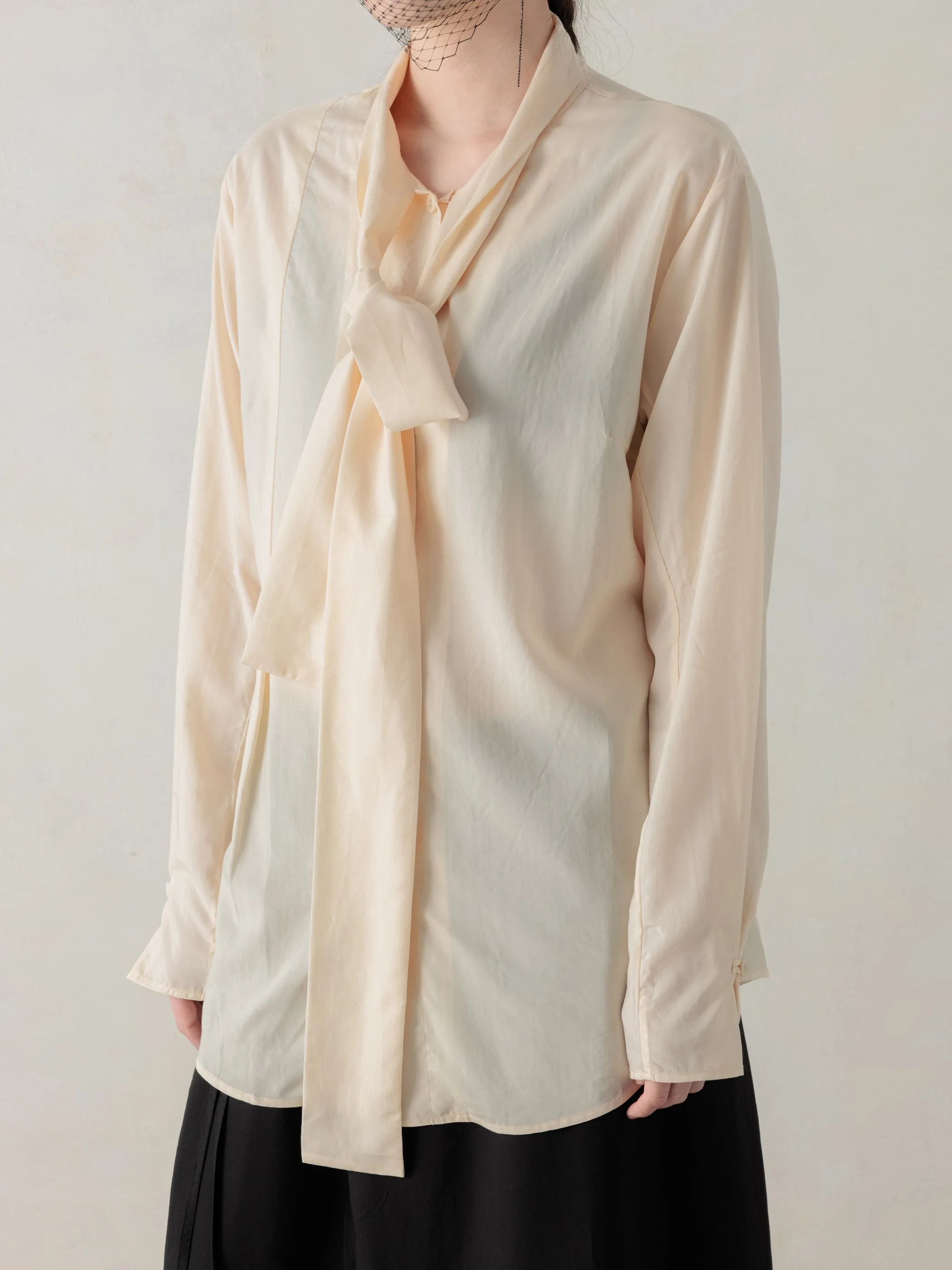 26SS WMS|Semi-Sheer Shirt (Beige) sold by Professor E. product image thumbnail 2
