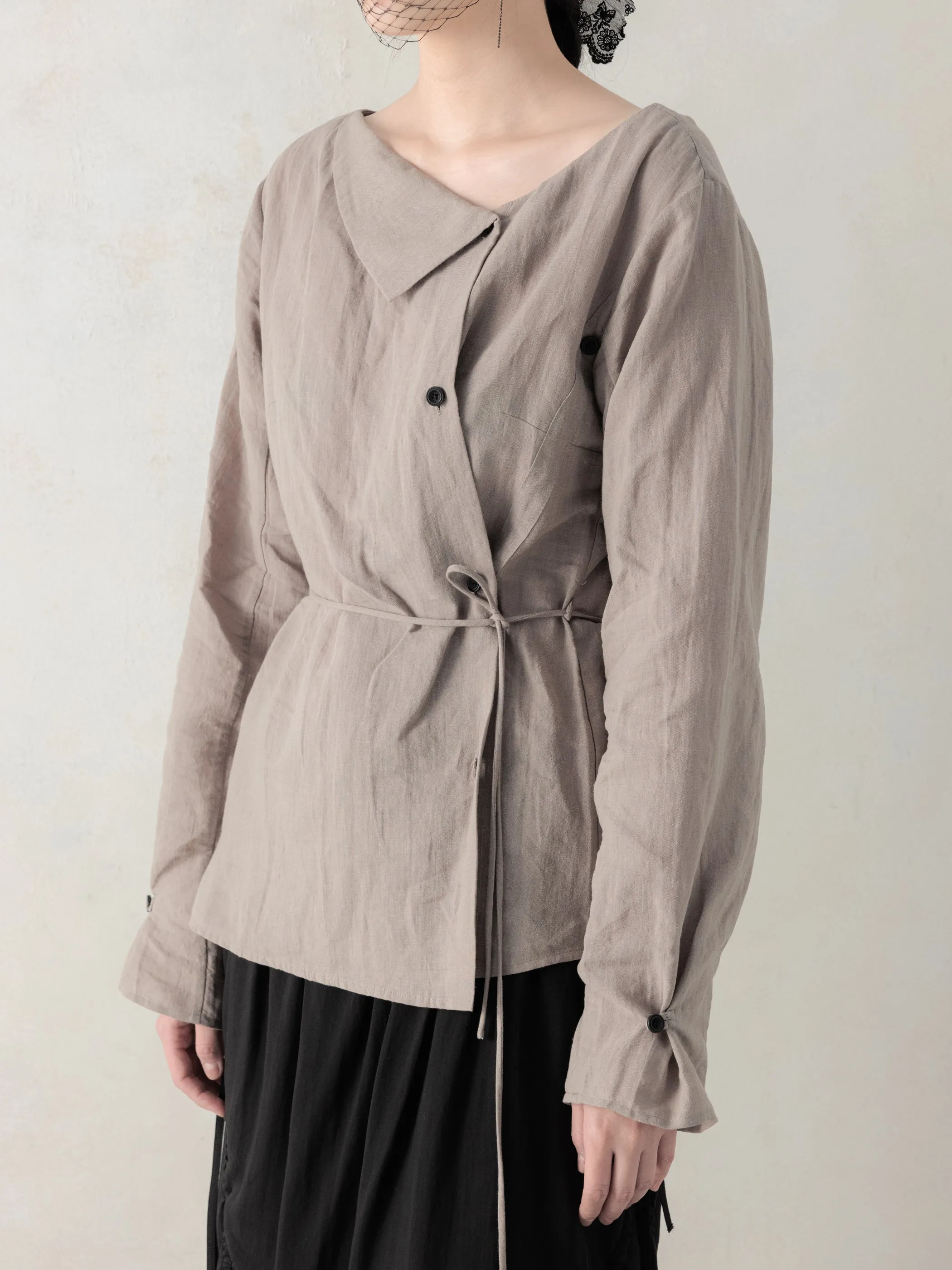 26SS WMS|Side Button Shirt (Grey) sold by Professor E. product image thumbnail 2