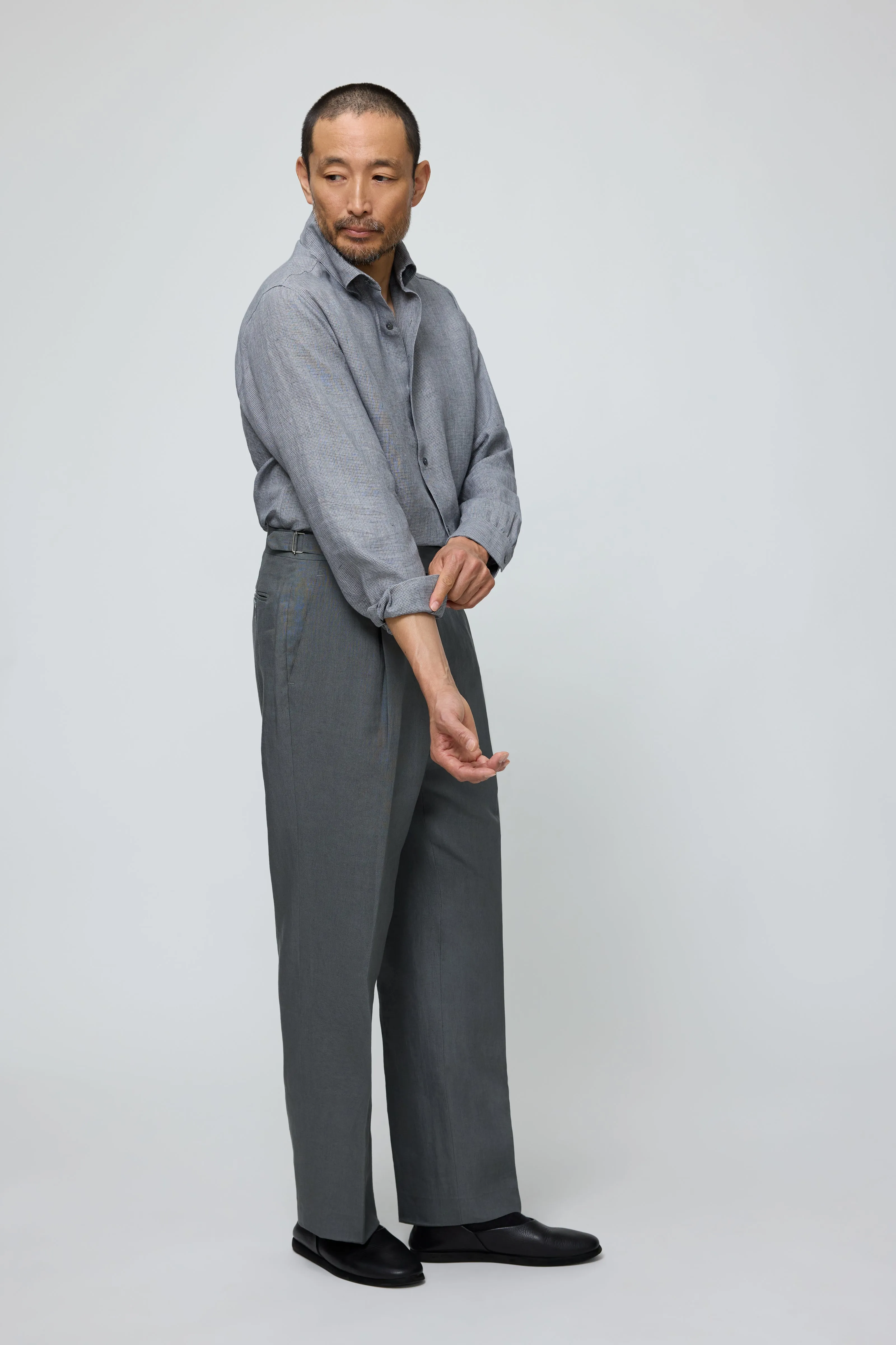 Button Down Collar Shirt (Grey Linen Houndstooth) sold by Stoffa product image thumbnail 3