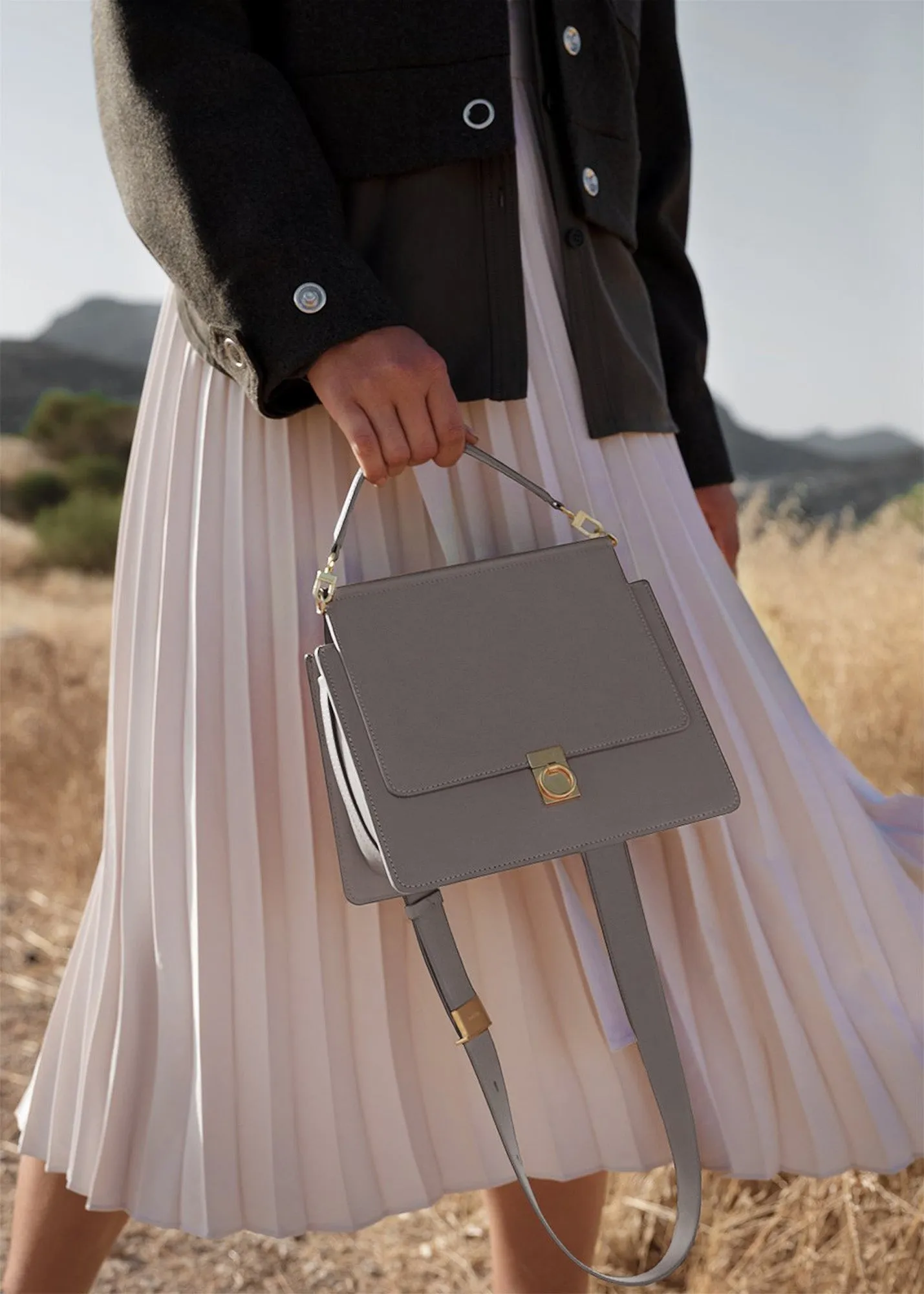 Numéro Sept - Smooth Grey sold by Polene product image thumbnail 2