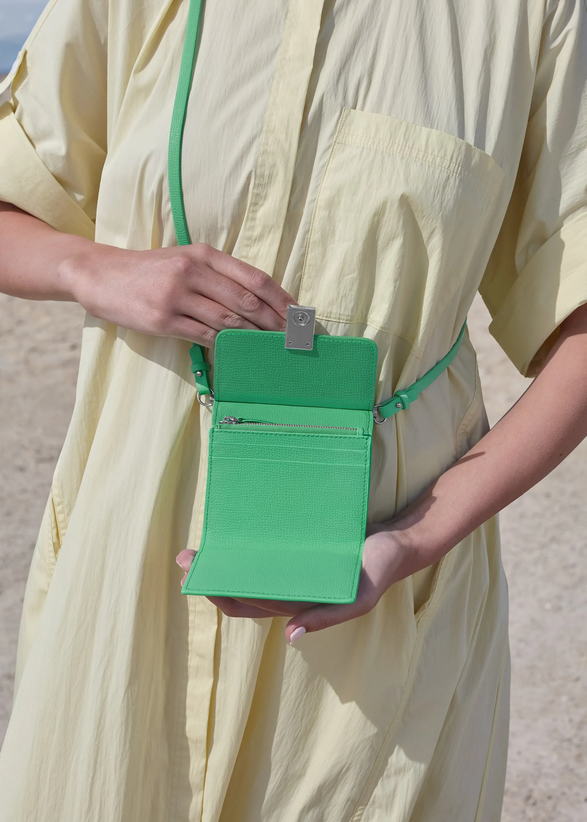 Numéro Sept Crossbody Wallet - Textured Chlorophyll sold by Polene product image thumbnail 4