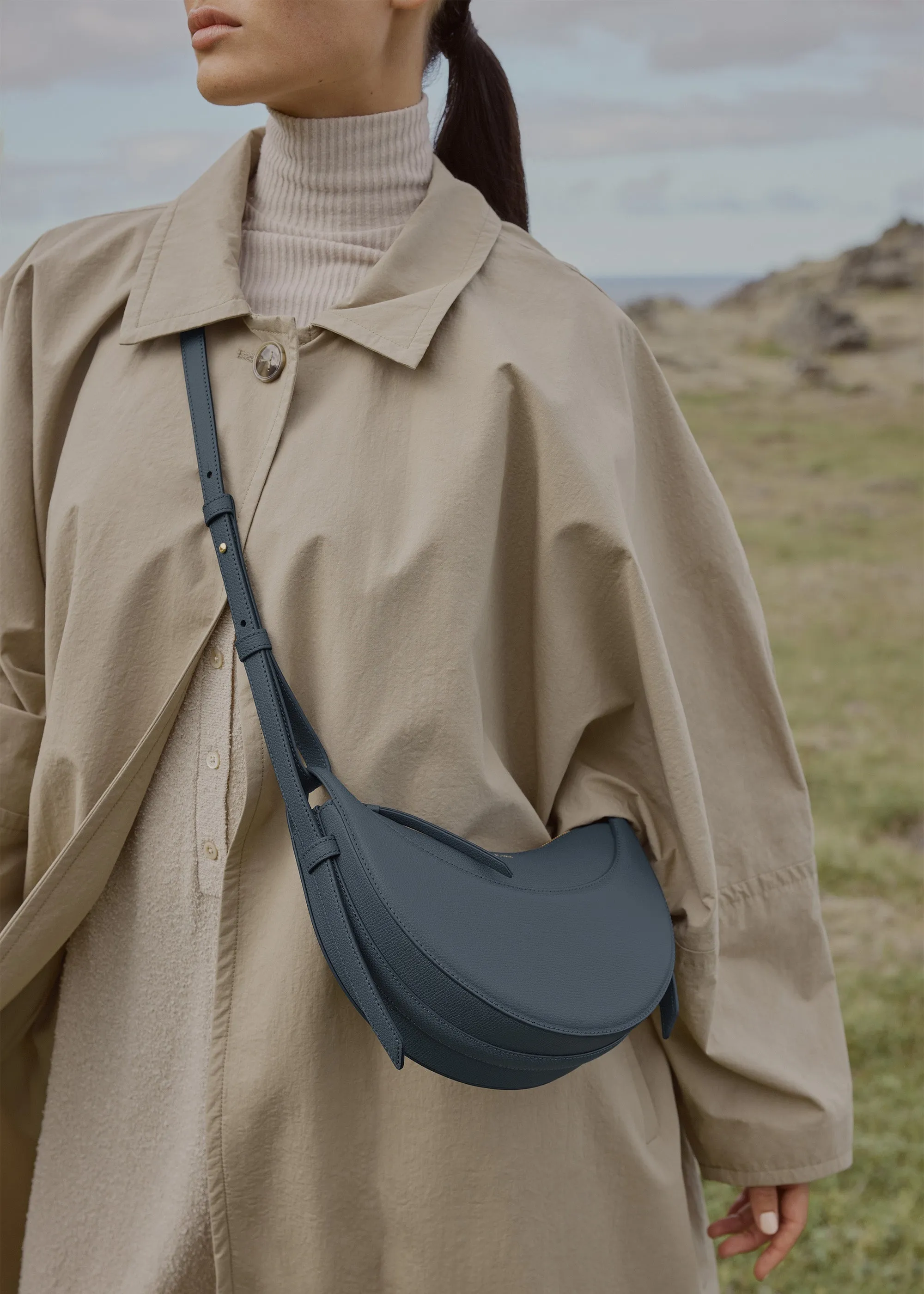 Numéro Dix - Textured Midnight Blue sold by Polene product image thumbnail 2