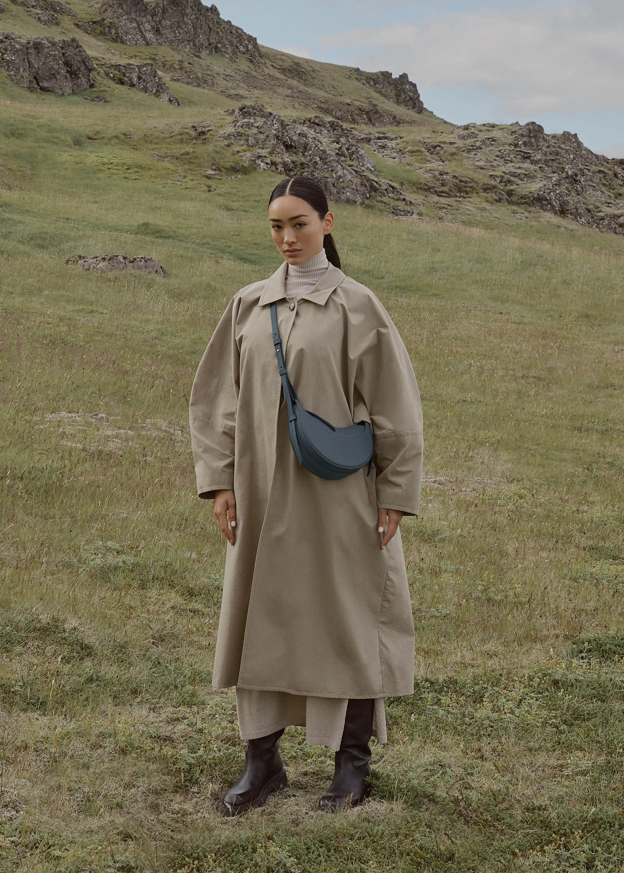 Numéro Dix - Textured Midnight Blue sold by Polene product image thumbnail 5