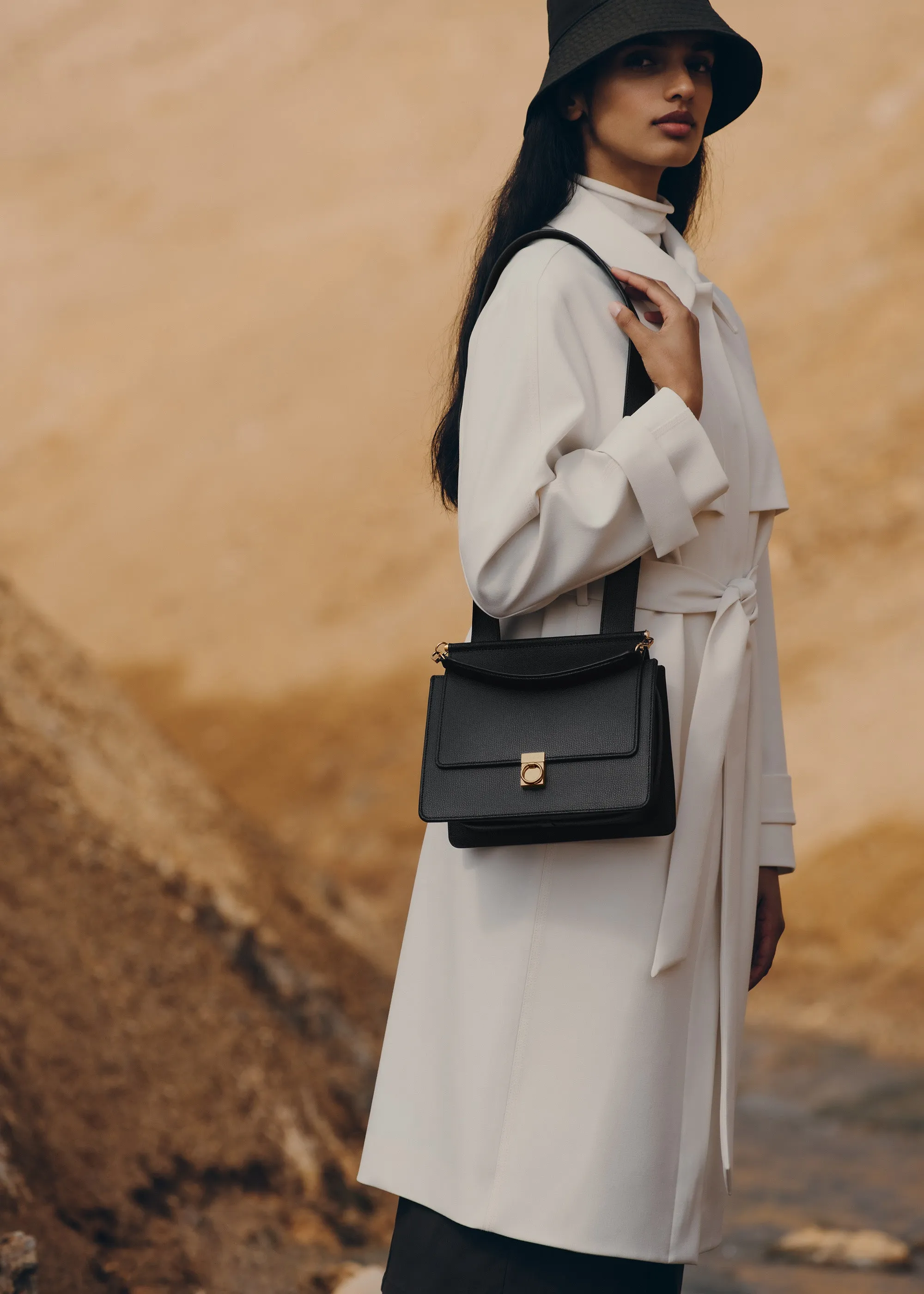 Numéro Sept - Textured Black sold by Polene product image thumbnail 4