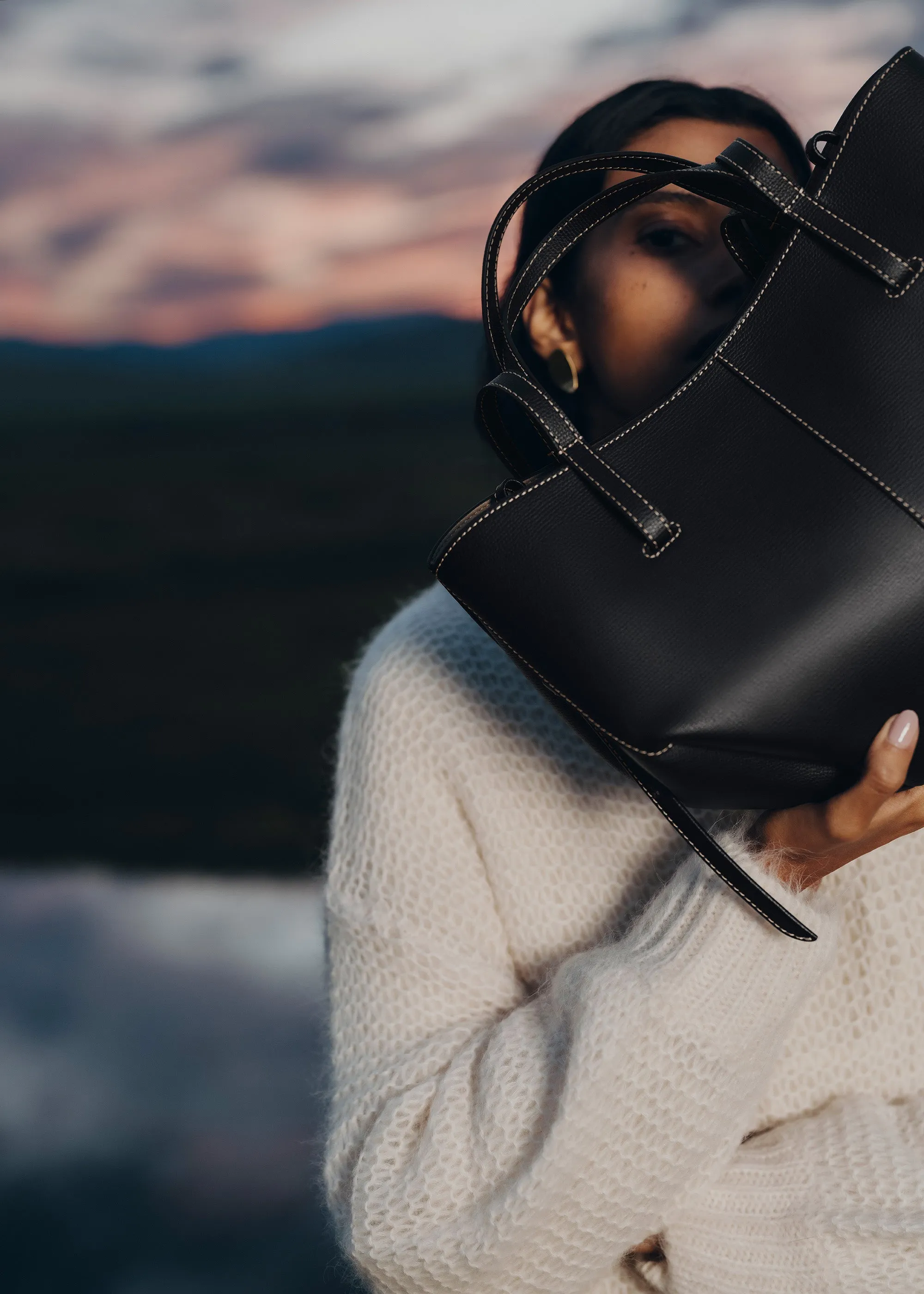 Cyme Mini - Textured Black with Ecru Stitching sold by Polene product image thumbnail 4