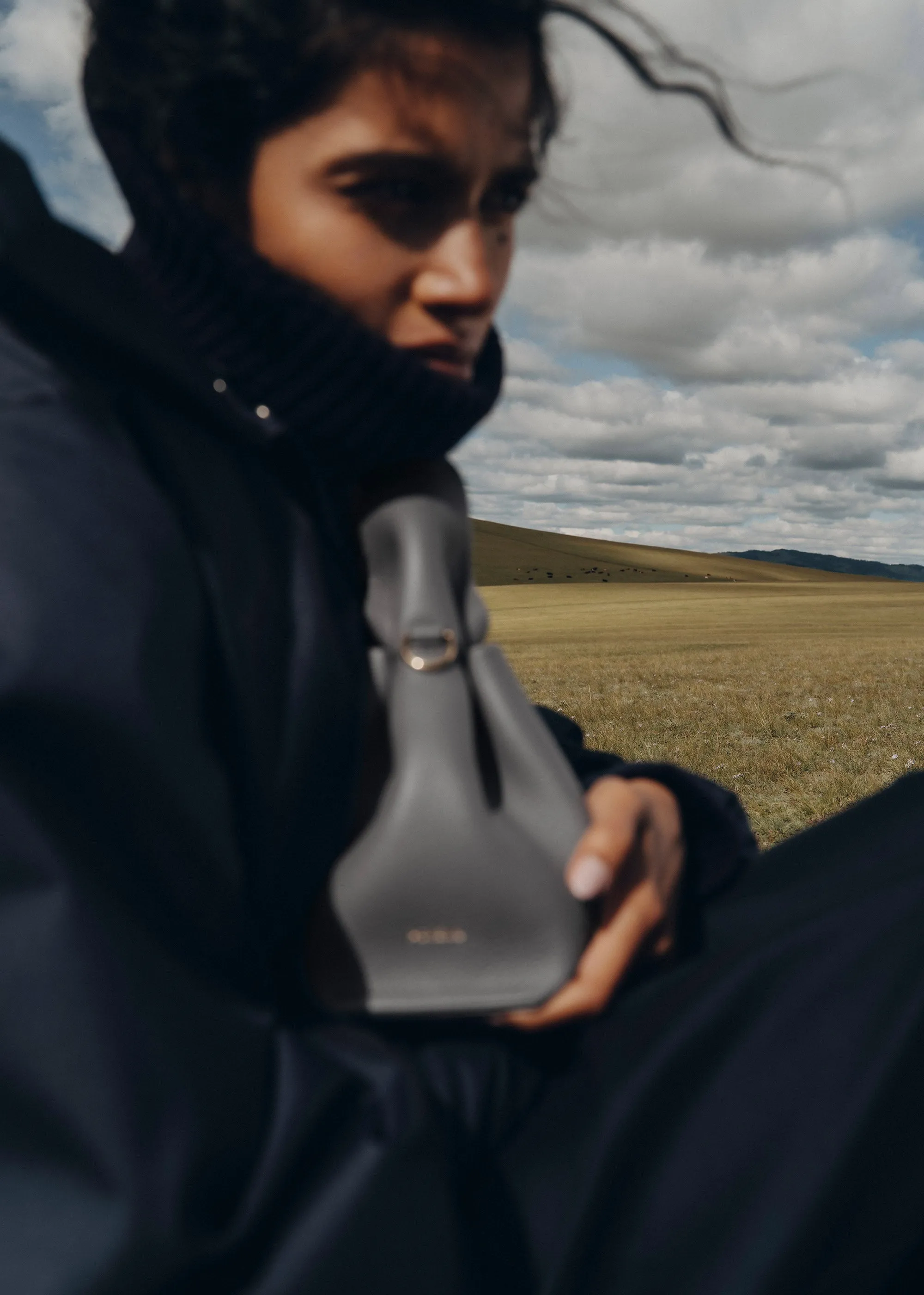 Numéro Neuf Mini - Textured Stone sold by Polene product image thumbnail 5