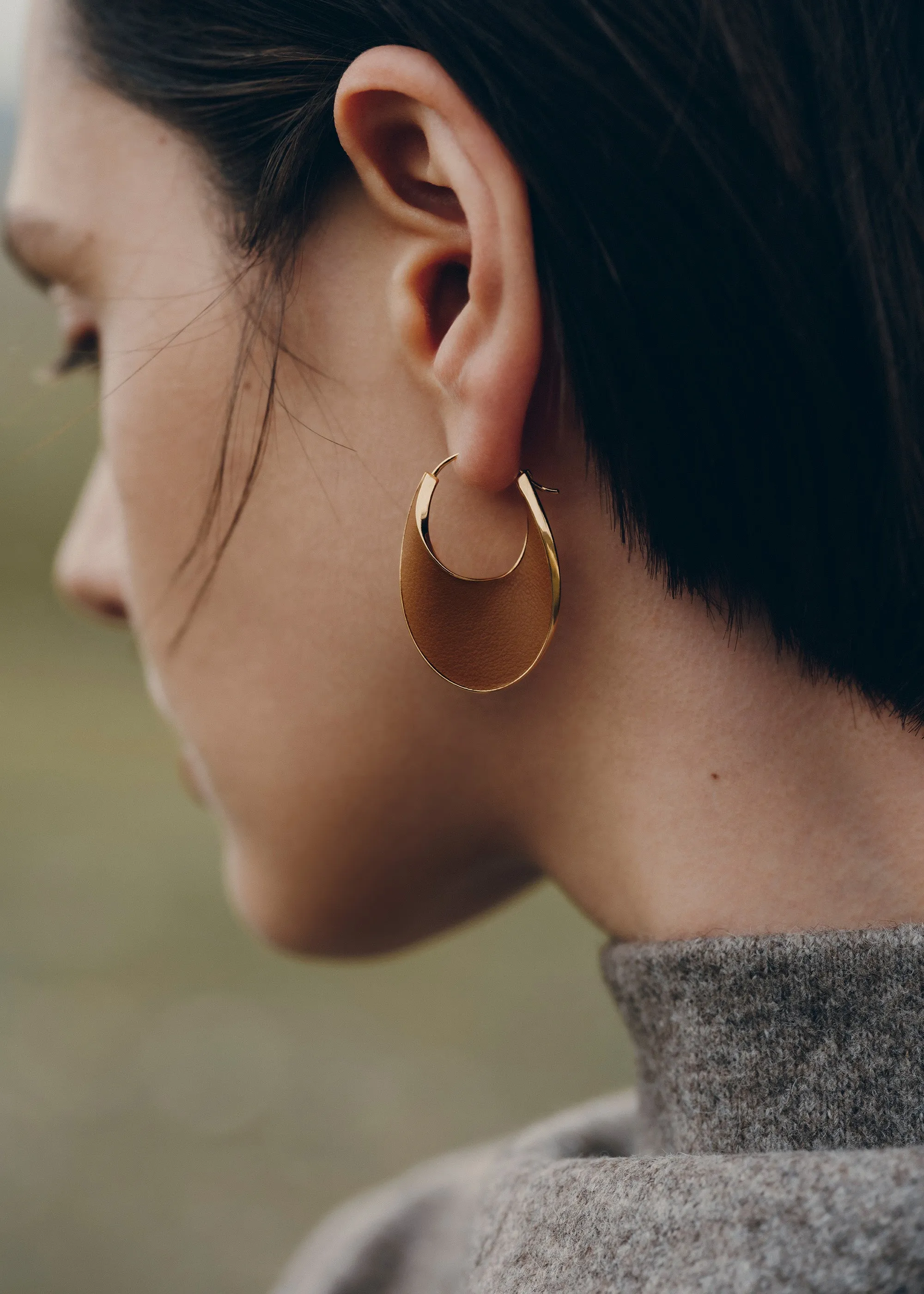 Éole Slim Hoop Earrings - Camel Leather sold by Polene product image thumbnail 2