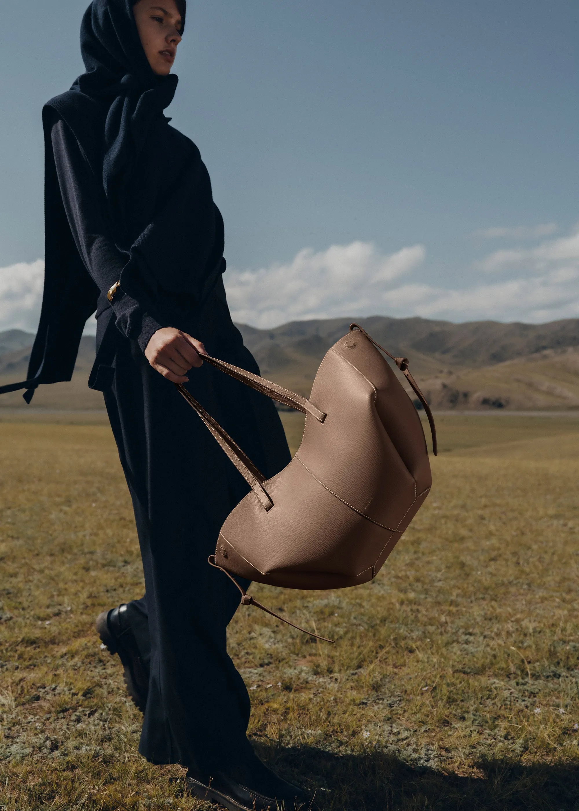 Cyme Mini - Textured Root sold by Polene product image thumbnail 4