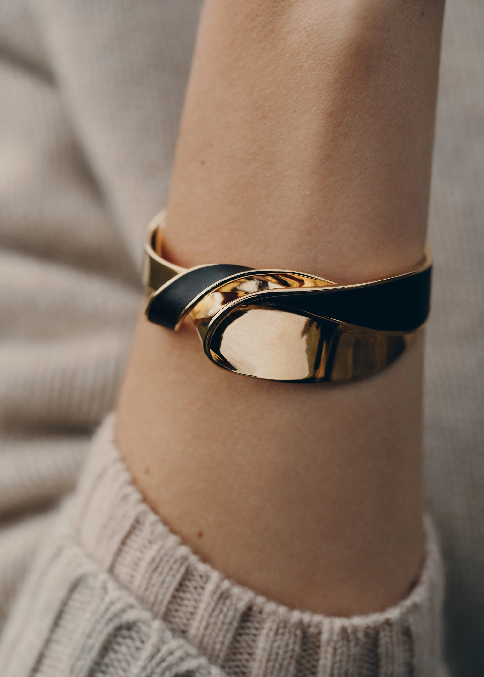 Éole Cuff - Black Leather sold by Polène product image thumbnail 3