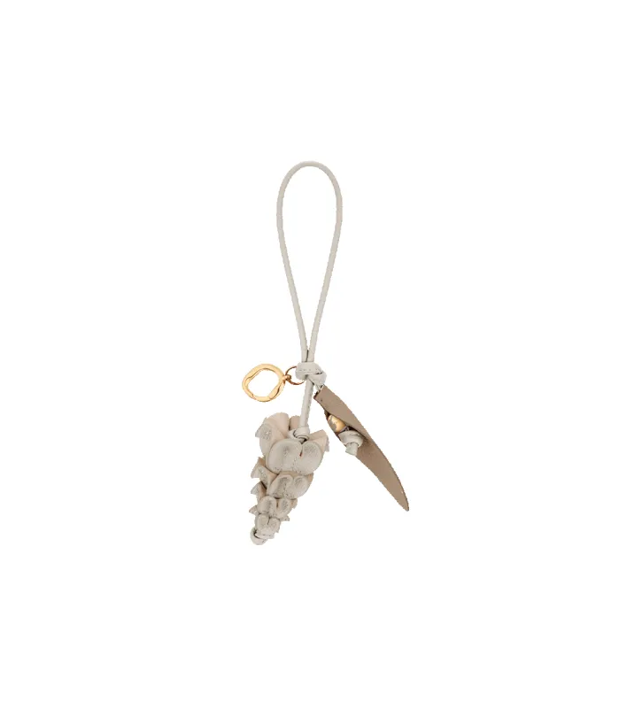 Charm Orki - Trio Chalk sold by Polène