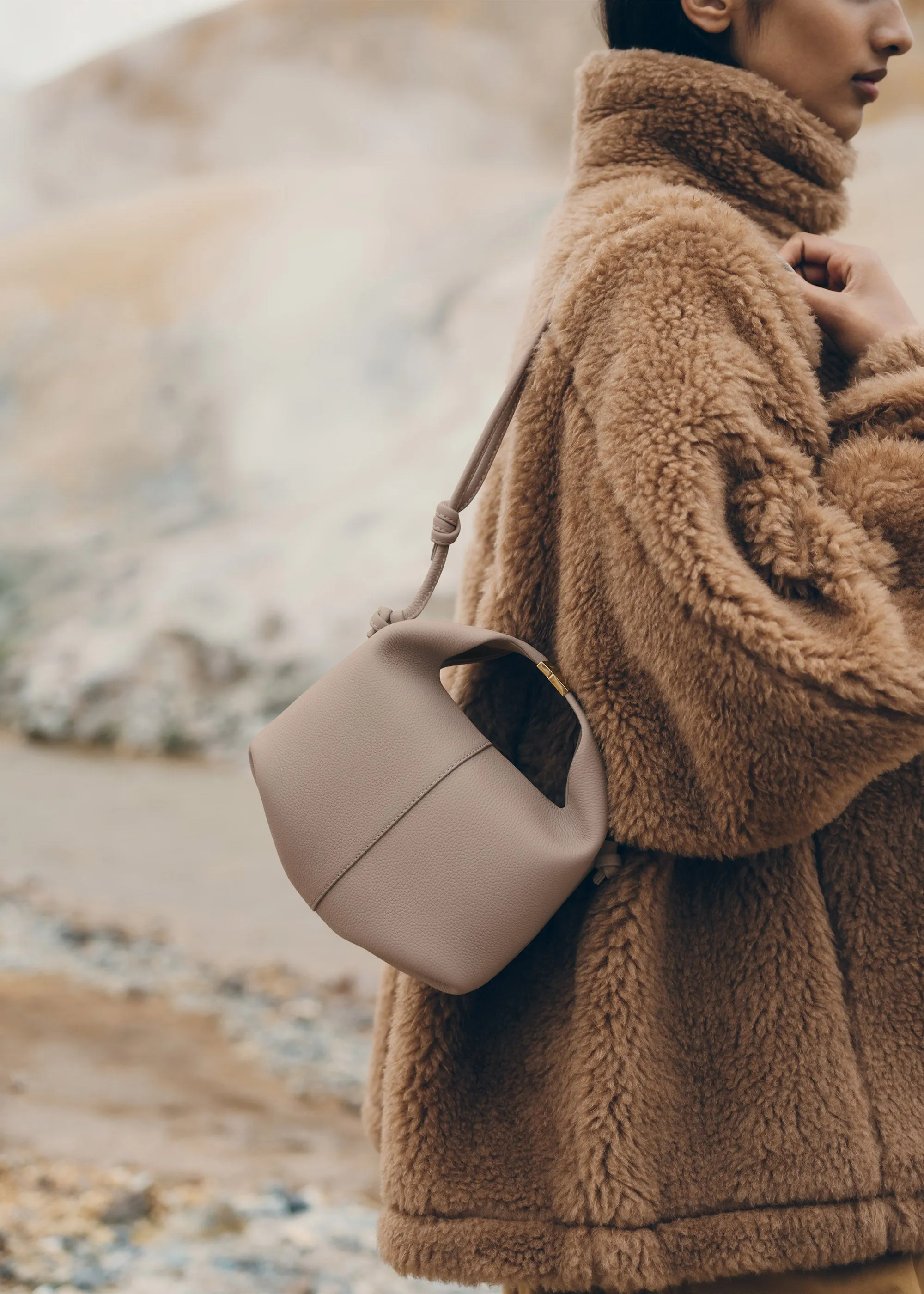 Béri - Textured Taupe sold by Polene product image thumbnail 5