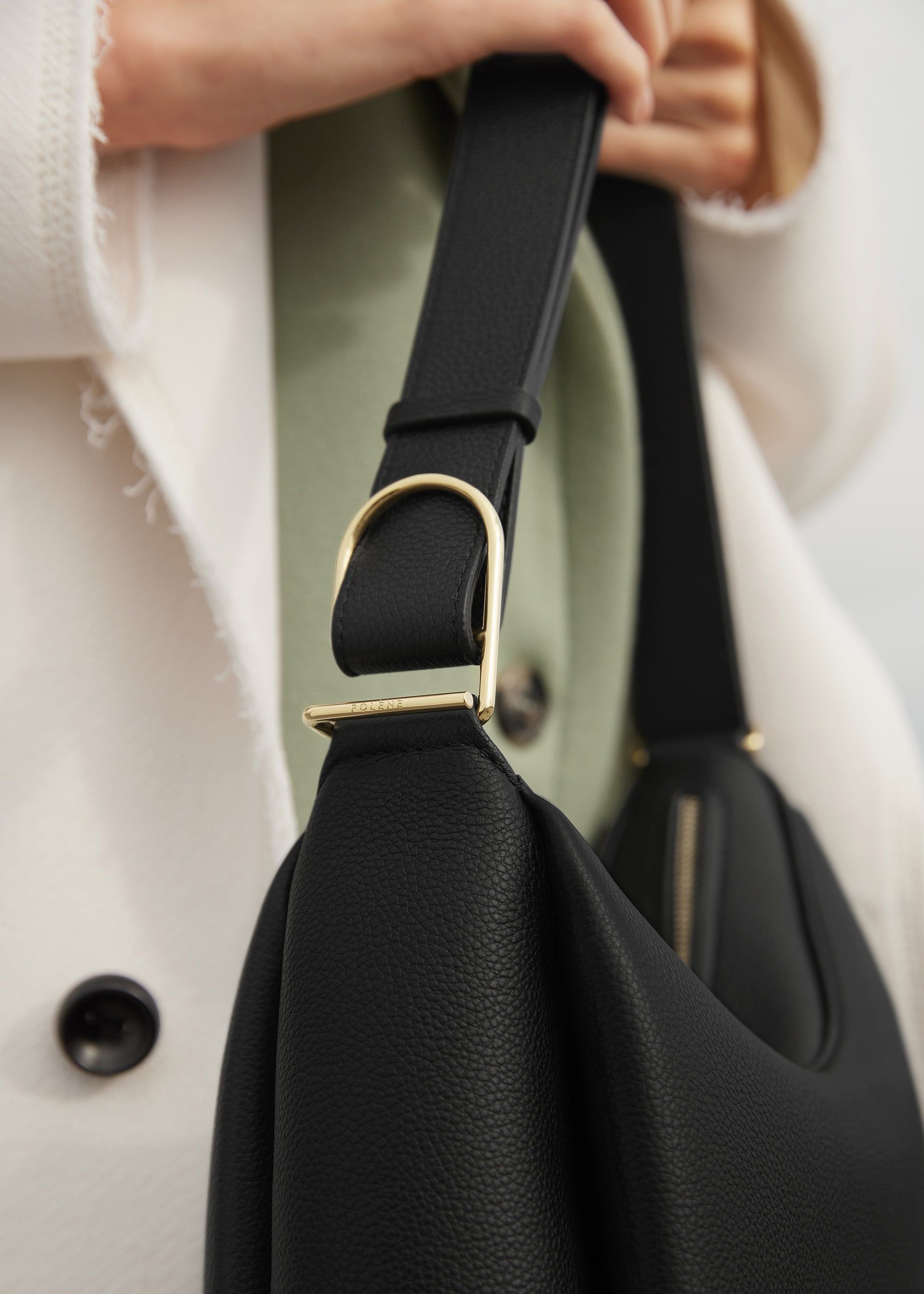 Umi - Textured Black | Parallel