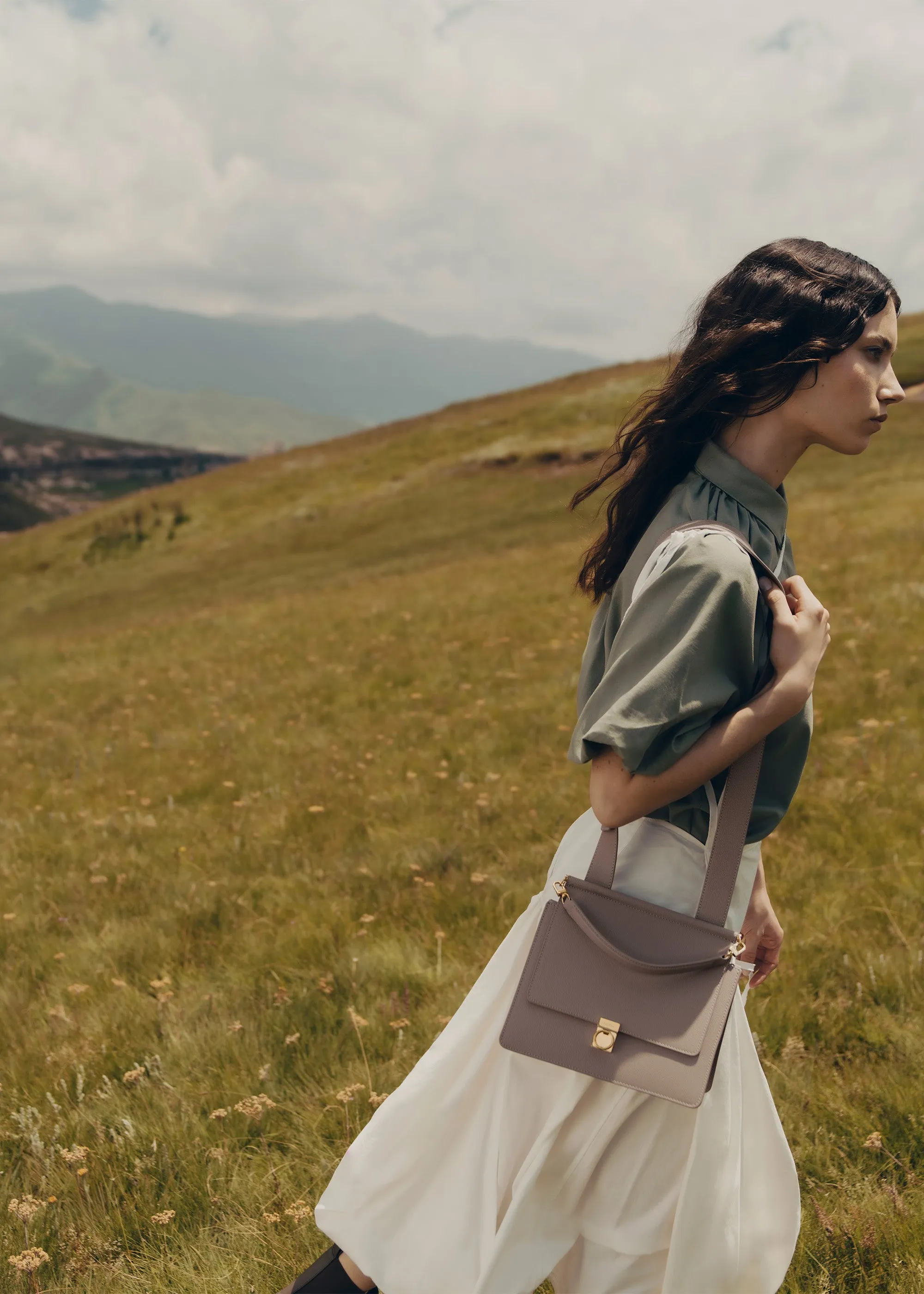 Numéro Sept - Textured Taupe sold by Polene product image thumbnail 4