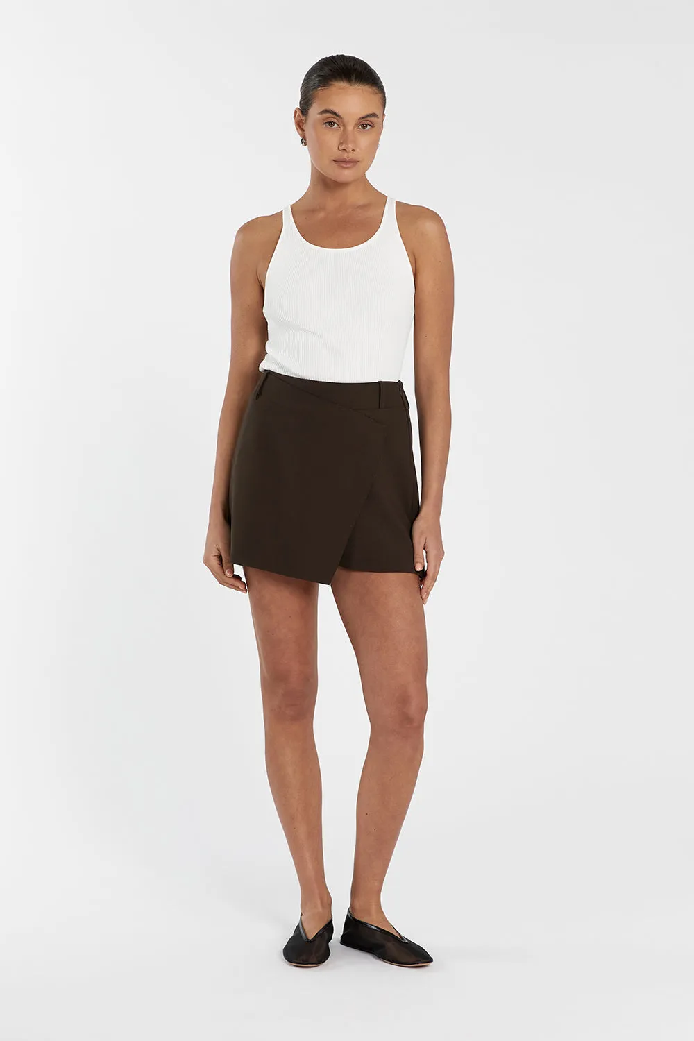 JULIE BITTER CHOC TAILORED SKORT sold by Dissh product image thumbnail 3