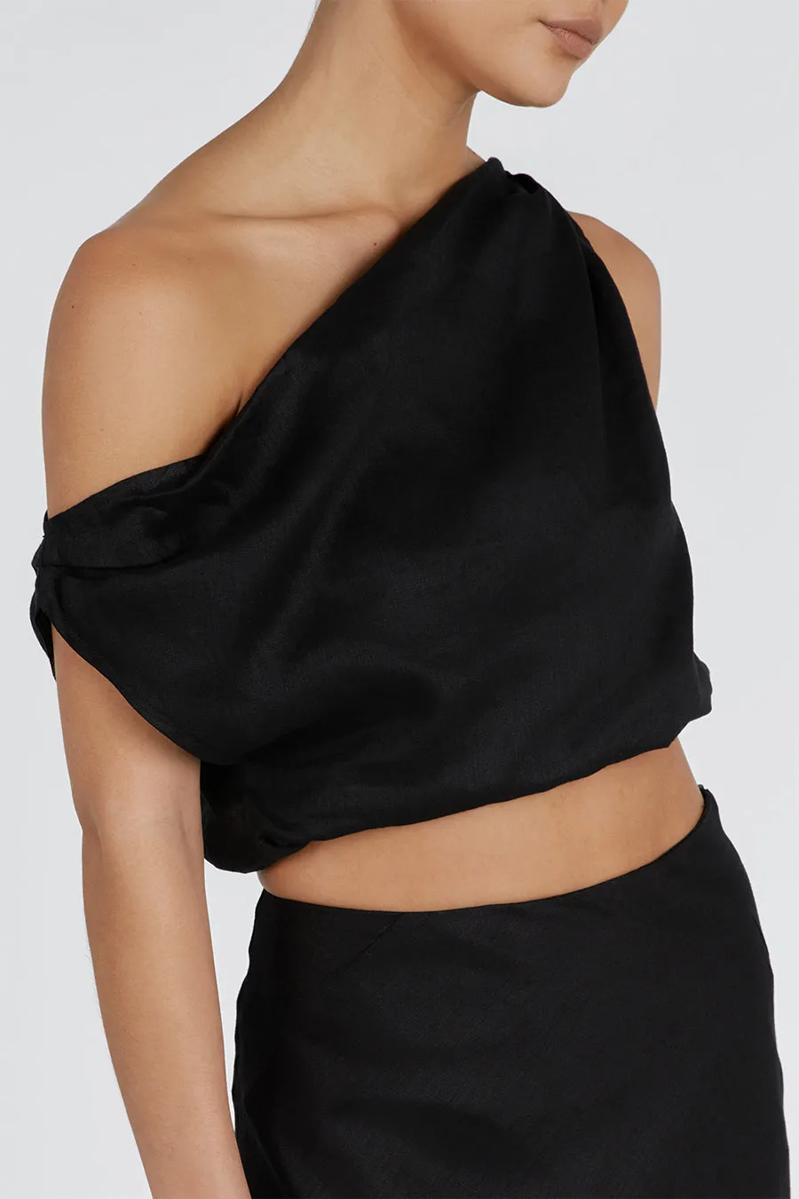 CASS BLACK LINEN CROP TOP sold by Dissh product image thumbnail 5