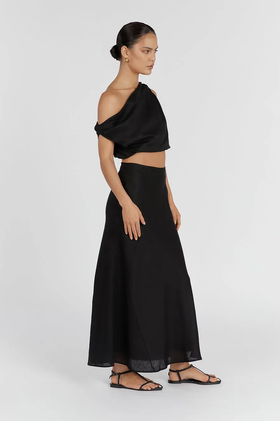 CASS BLACK LINEN CROP TOP sold by Dissh product image thumbnail 3