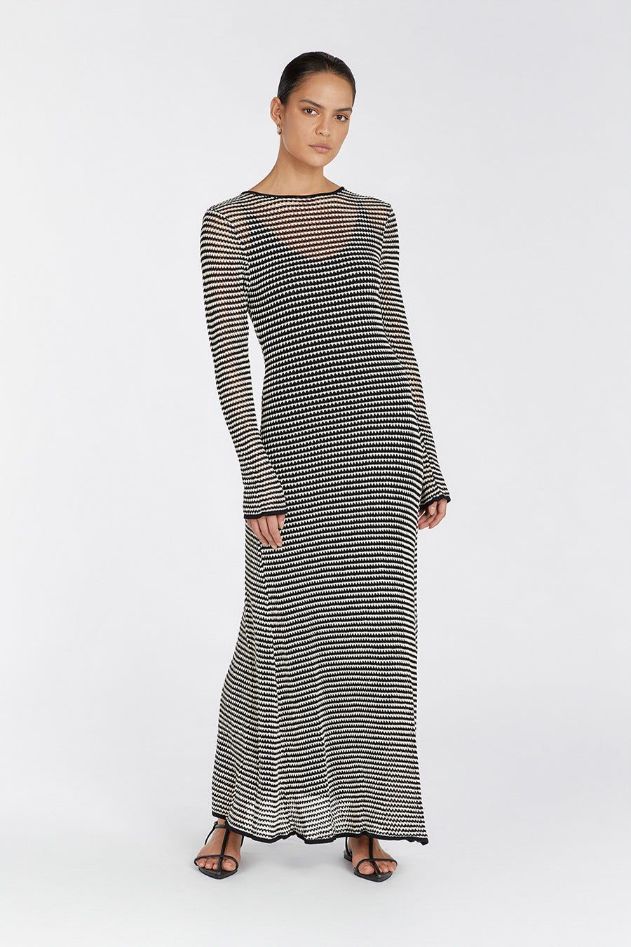 NATE BLACK SLEEVED MAXI DRESS sold by Dissh product image thumbnail 2