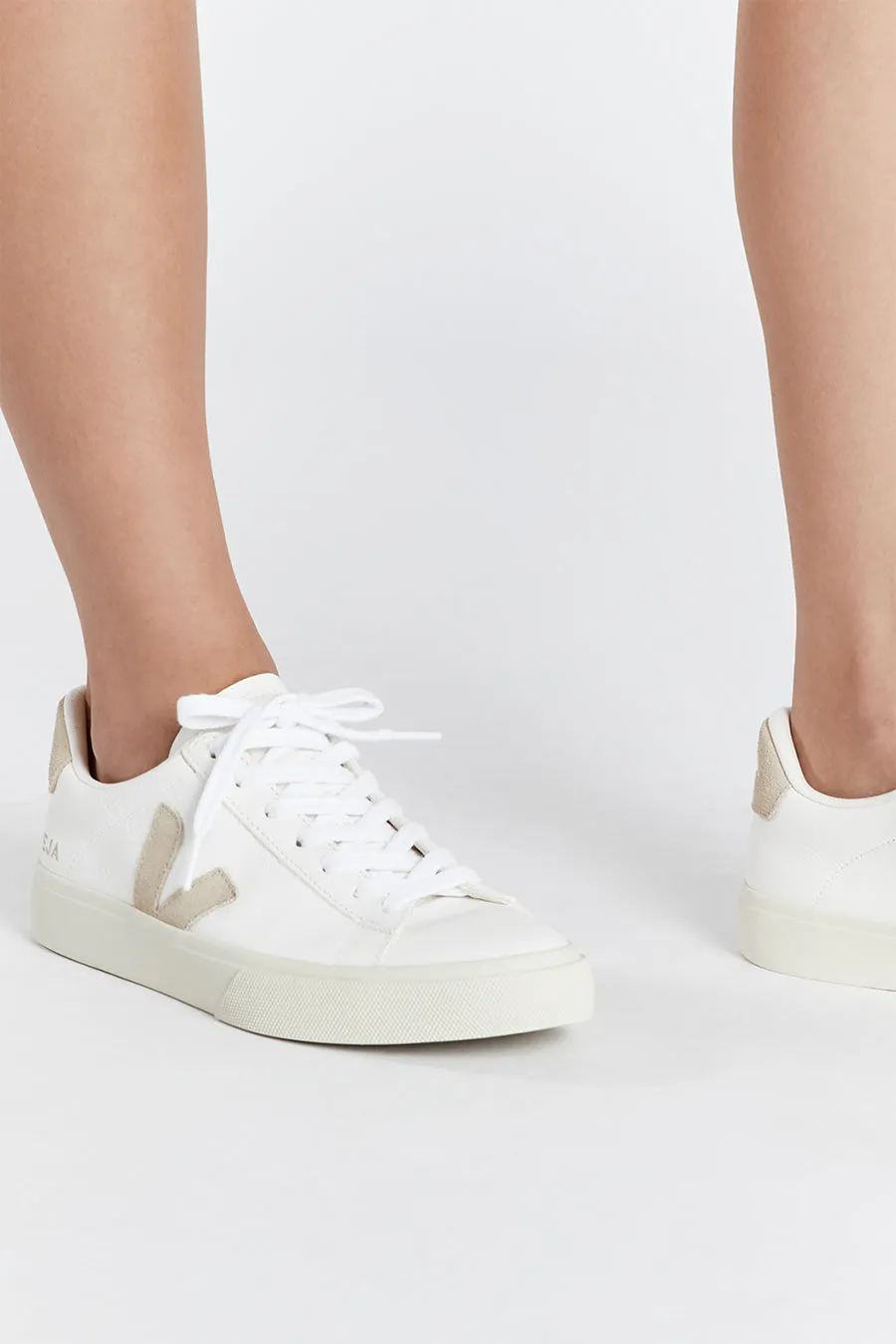 VEJA CAMPO EXTRA WHITE ALMOND sold by Dissh product image thumbnail 4