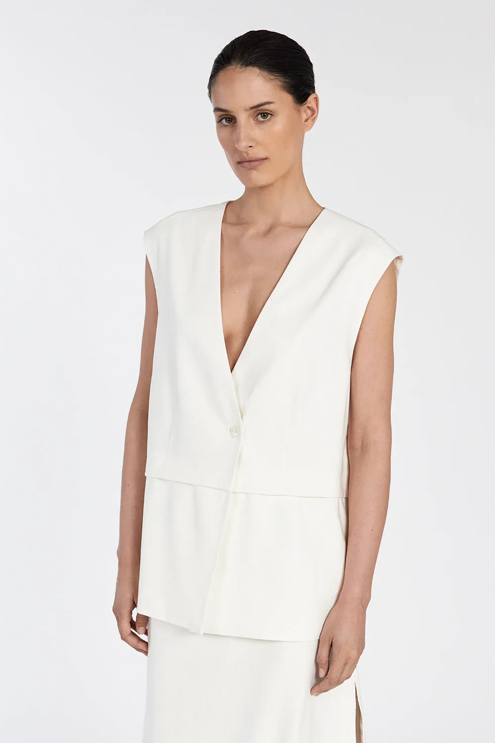 TAYLOR OFF WHITE VEST sold by Dissh product image thumbnail 3