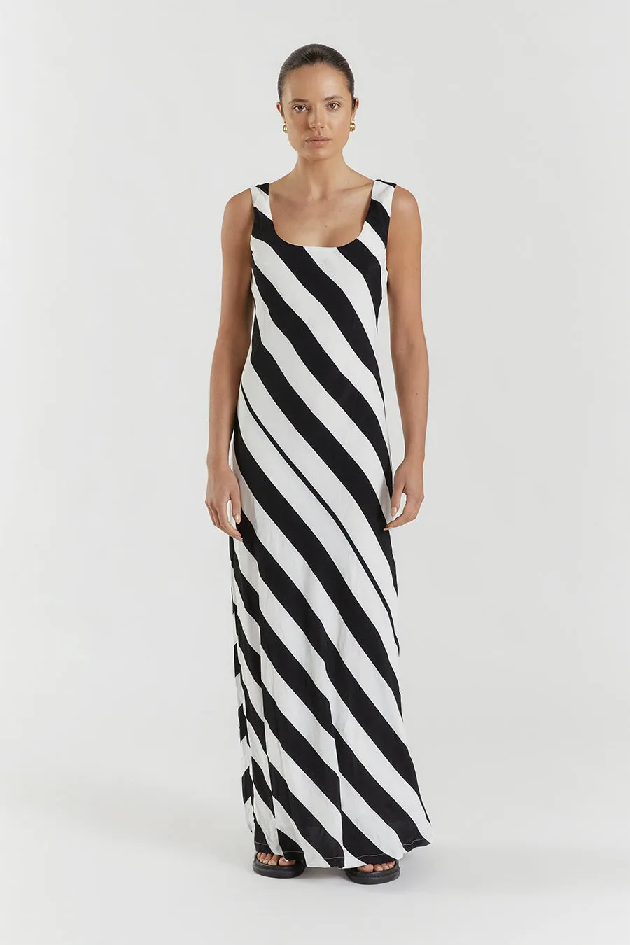 CARLIE WHITE/ BLACK SCOOP SLIP DRESS sold by Dissh