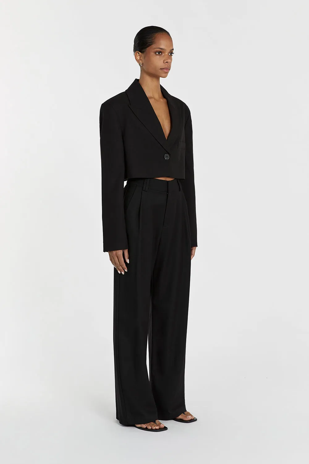 FREYA BLACK CROPPED BLAZER sold by Dissh product image thumbnail 4
