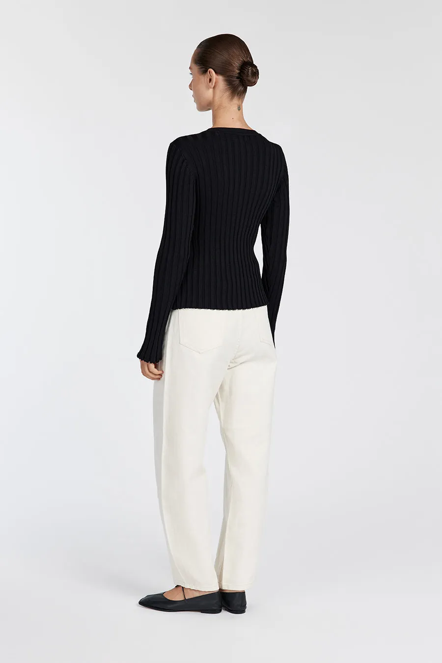 ADA BLACK LONG SLEEVE KNIT TOP sold by Dissh product image thumbnail 4