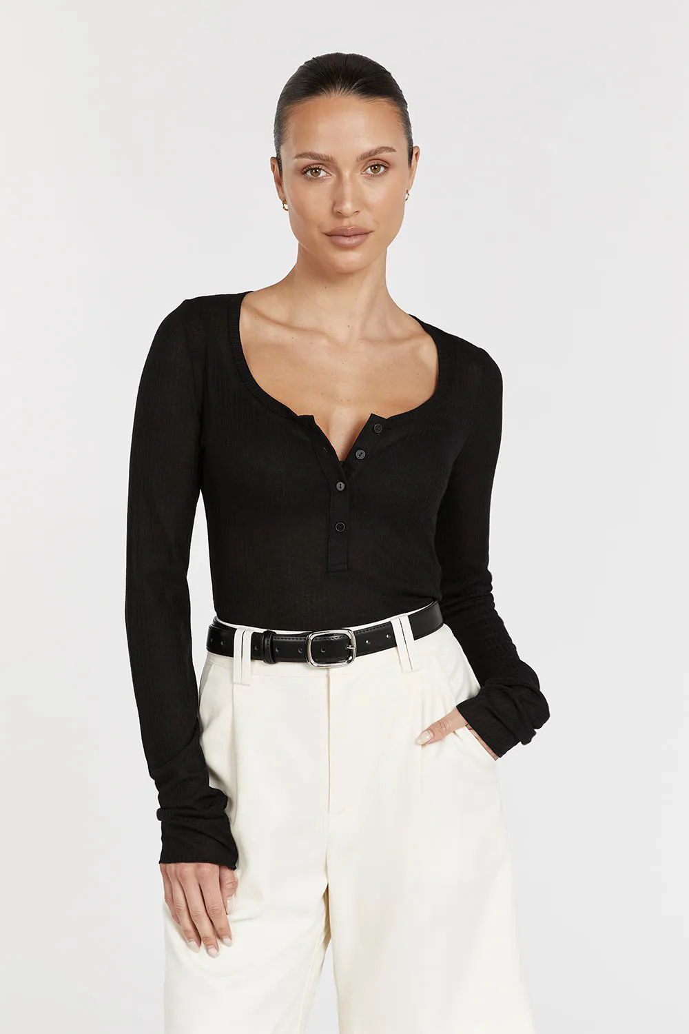 ARDEN BLACK LONG SLEEVE TOP sold by Dissh product image thumbnail 2