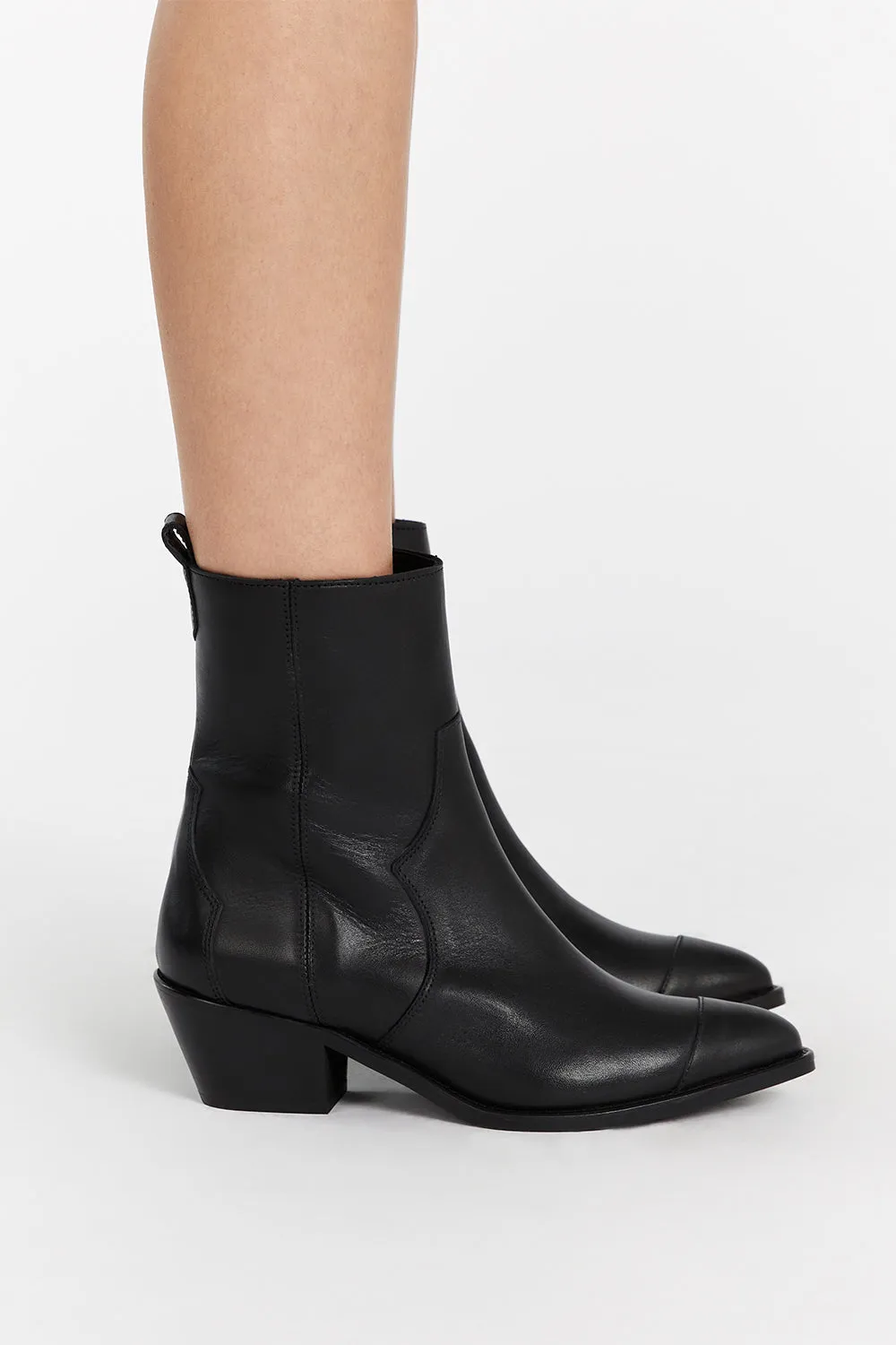 ALOHAS AUSTIN BLACK LEATHER BOOT sold by Dissh product image thumbnail 2