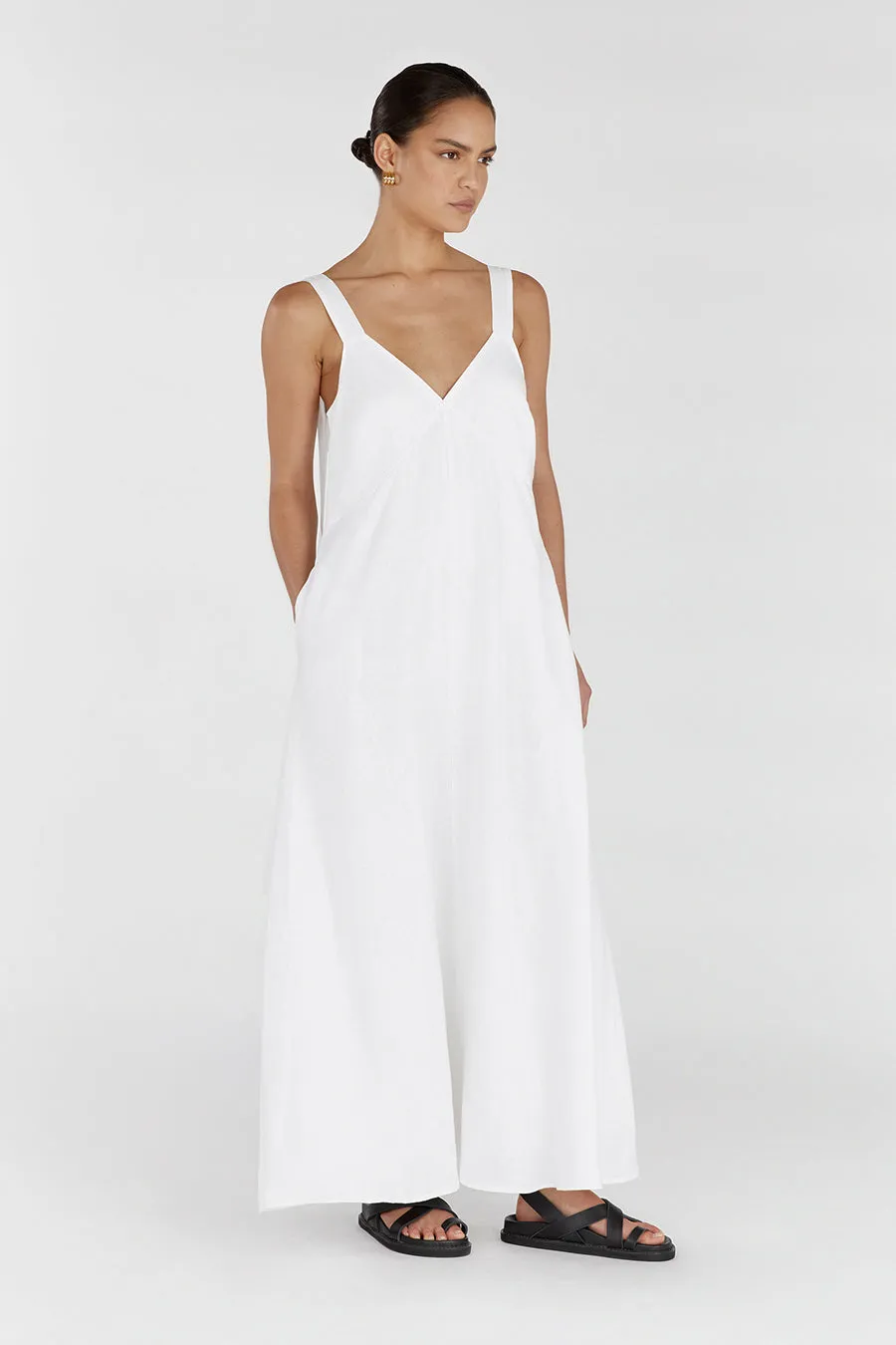 TIARNE WHITE LINEN MAXI DRESS sold by Dissh product image thumbnail 3