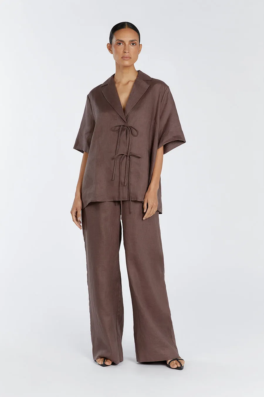 GINA CHOC LINEN ELASTIC WAIST PANT sold by Dissh product image thumbnail 2
