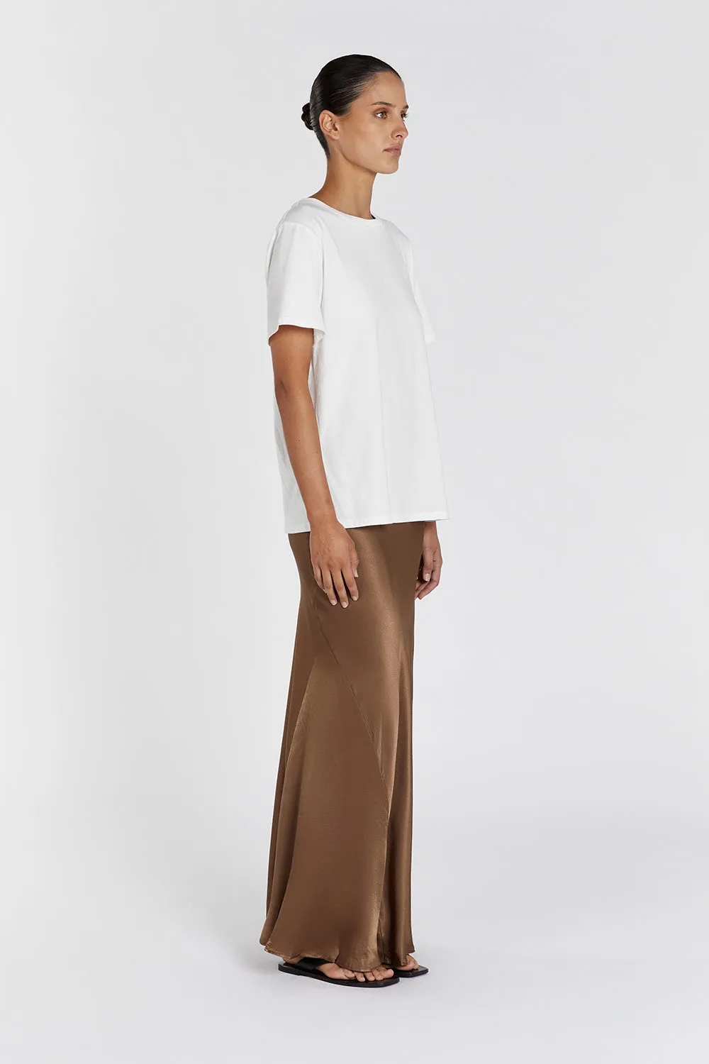 CHARLI COCO SATIN MAXI SKIRT sold by Dissh product image thumbnail 4